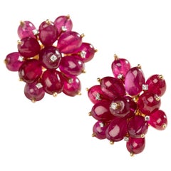Boucles d'oreilles rayonnantes Surya Sun Flower en or 18 carats et rubis