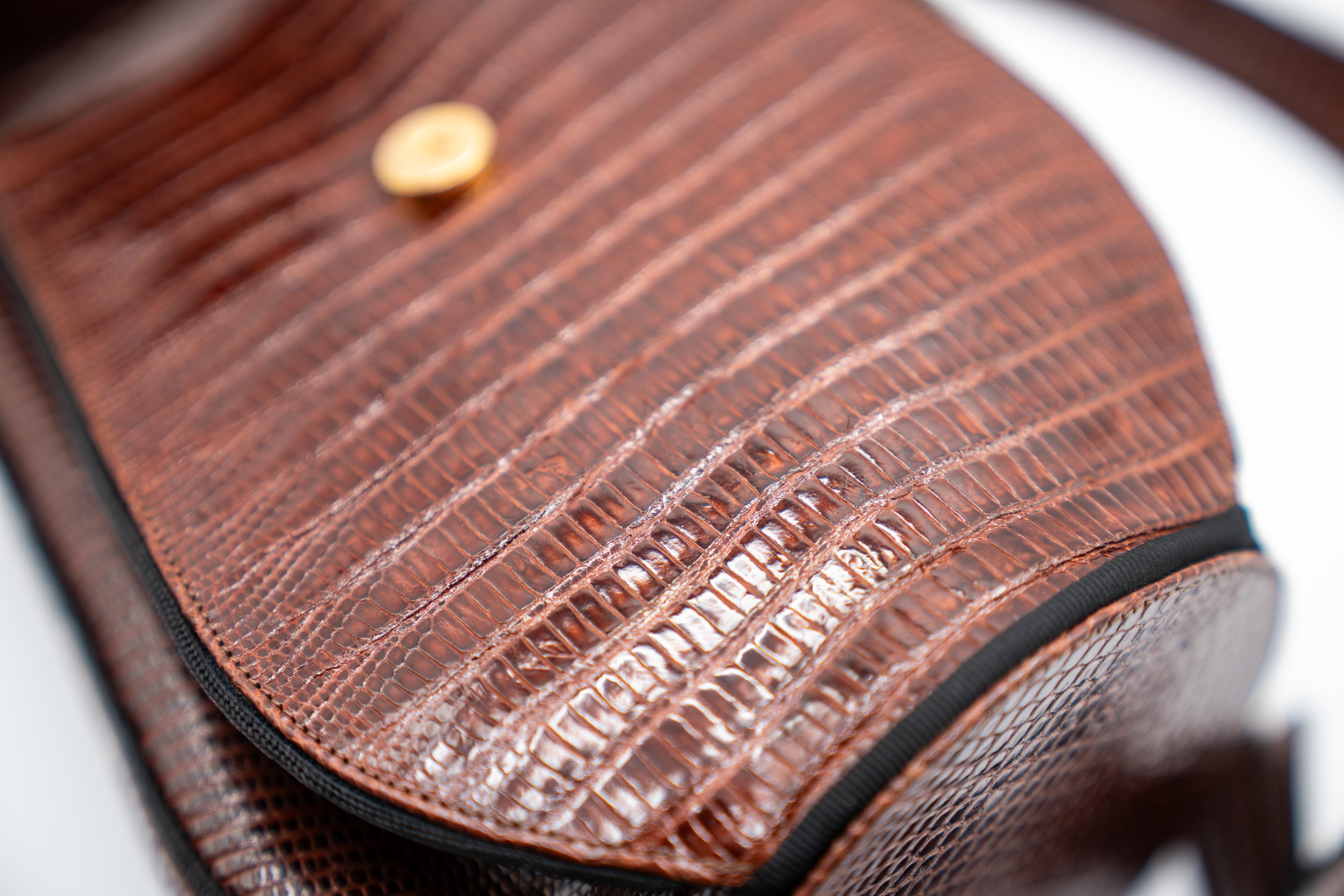 Susan Bennis Warren Edwards Brown Leather Teardrop Bag For Sale 4