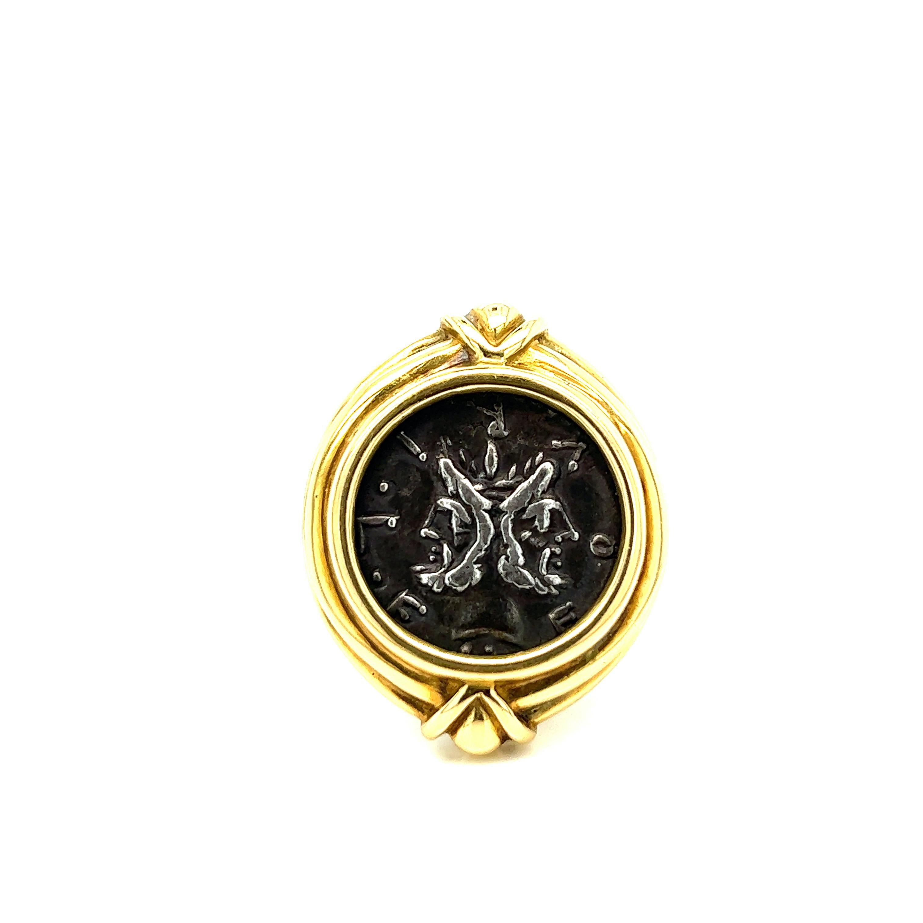 Susan Berman Pendientes de monedas de oro de la Antigua Roma en Excelente estado para la venta en New York, NY