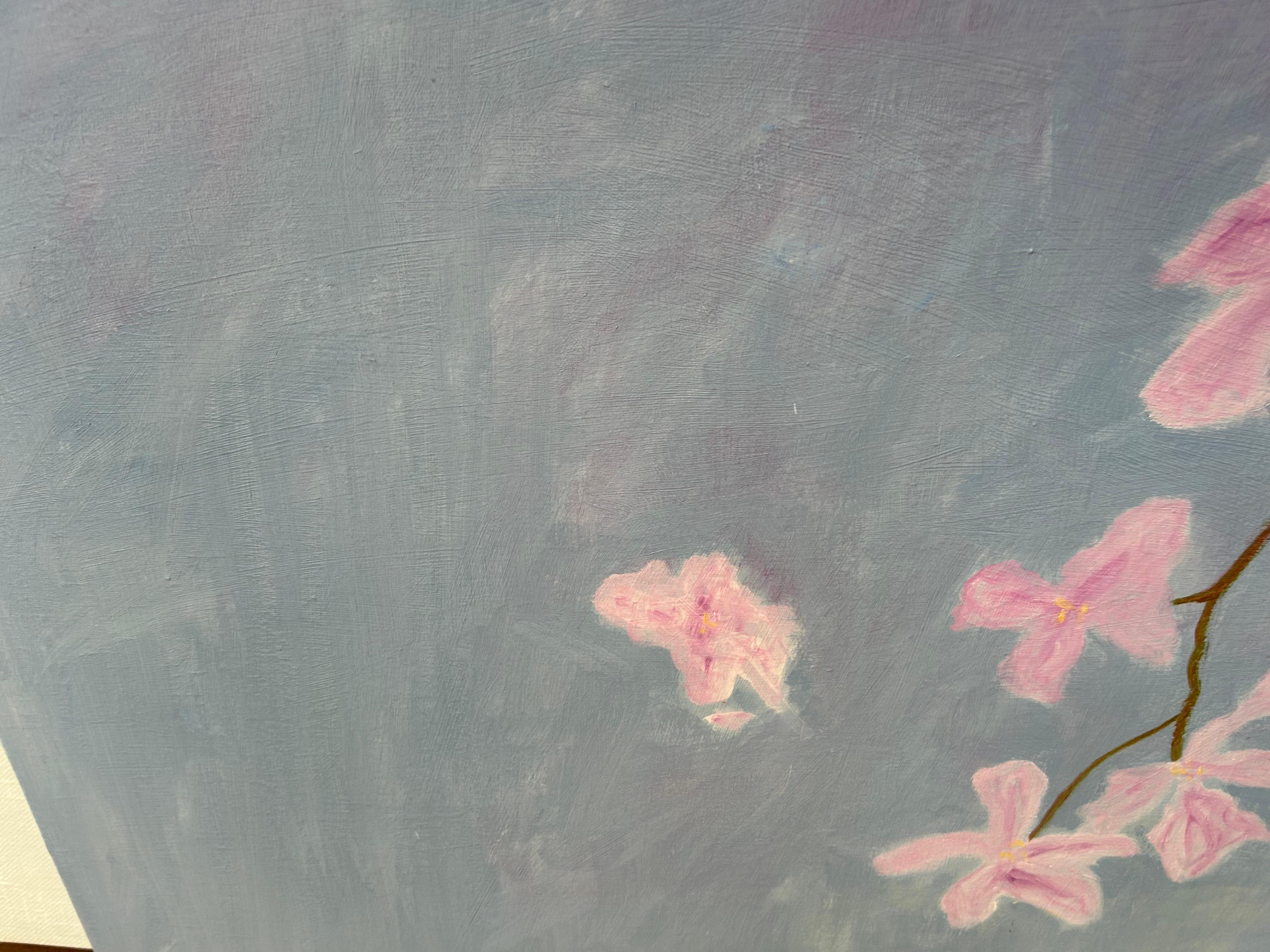 Sedia gialla. Natura morta contemporanea dipinta ad olio - Painting di Susan Bleakley