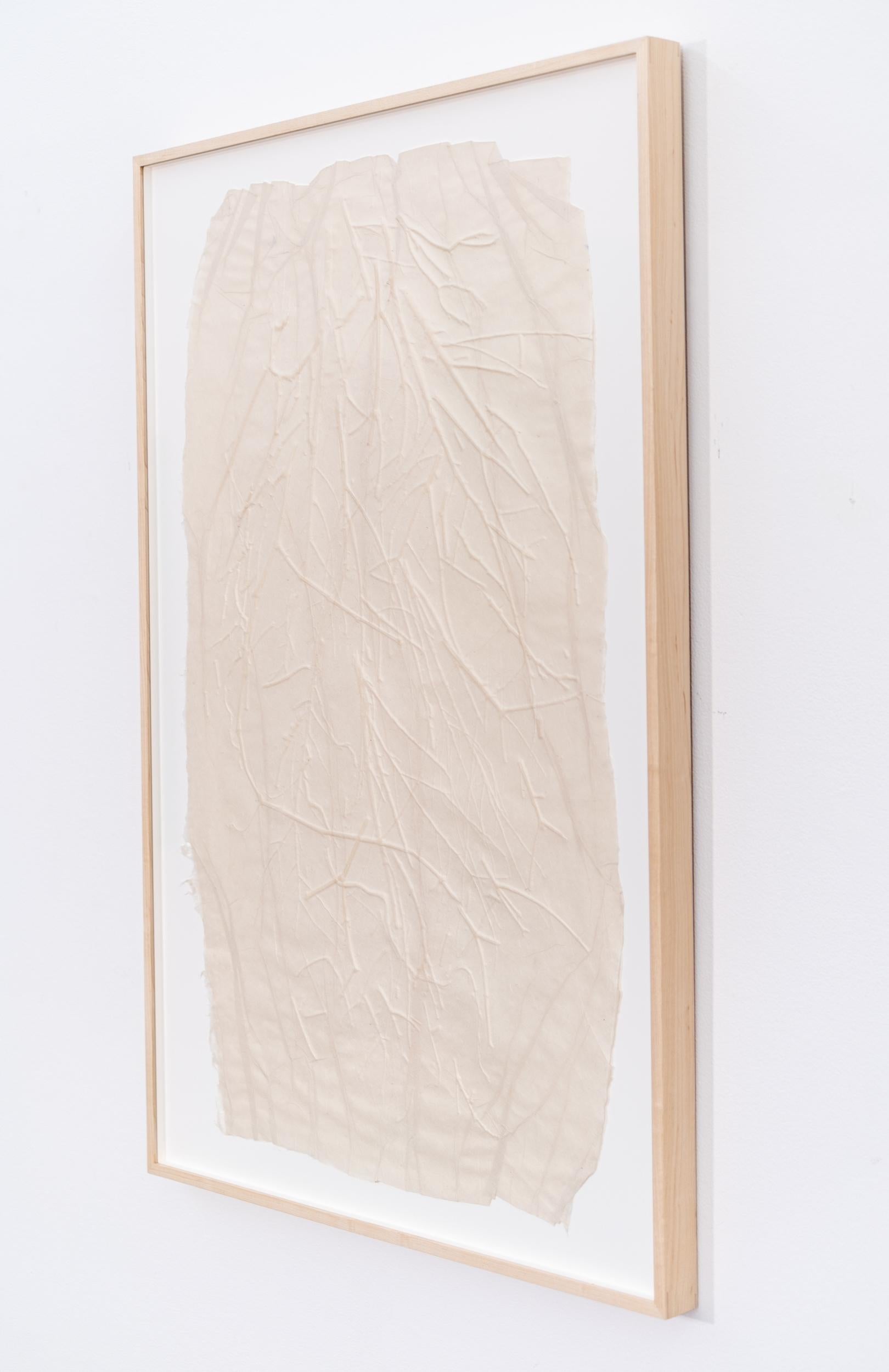 Parchment Series XXXV - astratto, in rilievo, monoprint su carta pergamena - Print Contemporaneo di Susan Collett