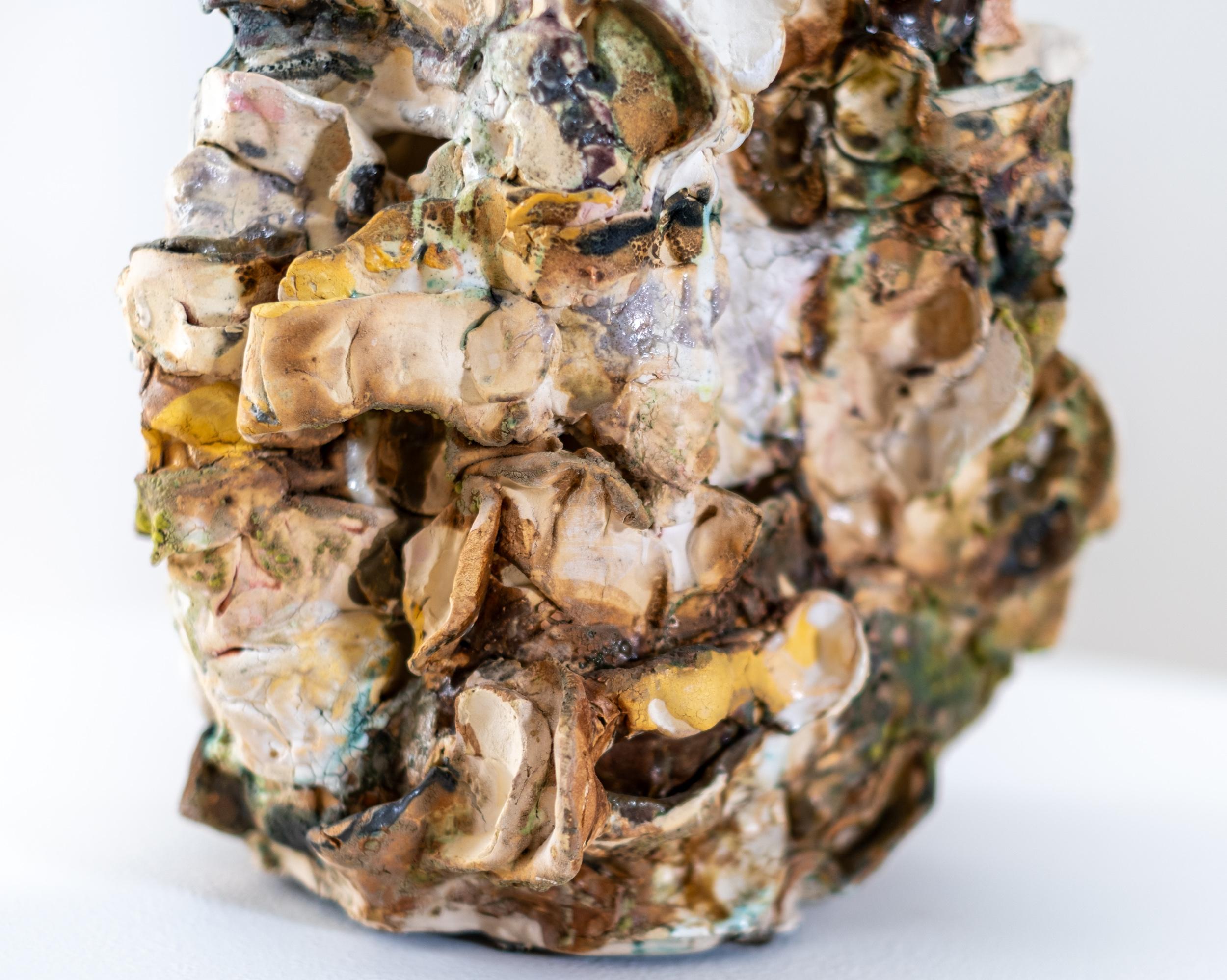 Traverse - scultura contemporanea, astratta, scolpita a mano, da tavolo in ceramica in vendita 4