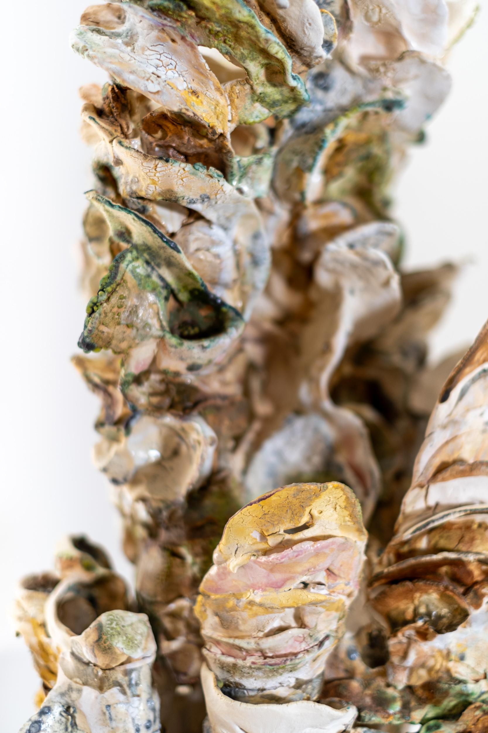 Traverse - scultura contemporanea, astratta, scolpita a mano, da tavolo in ceramica in vendita 6