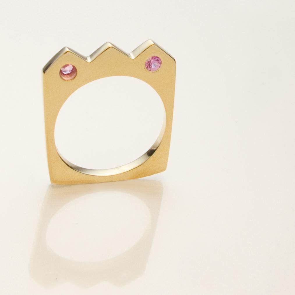 Round Cut Susan Crow Studio Crown Flat Ring With Pink Tourmalines In Yellow Gold For Sale