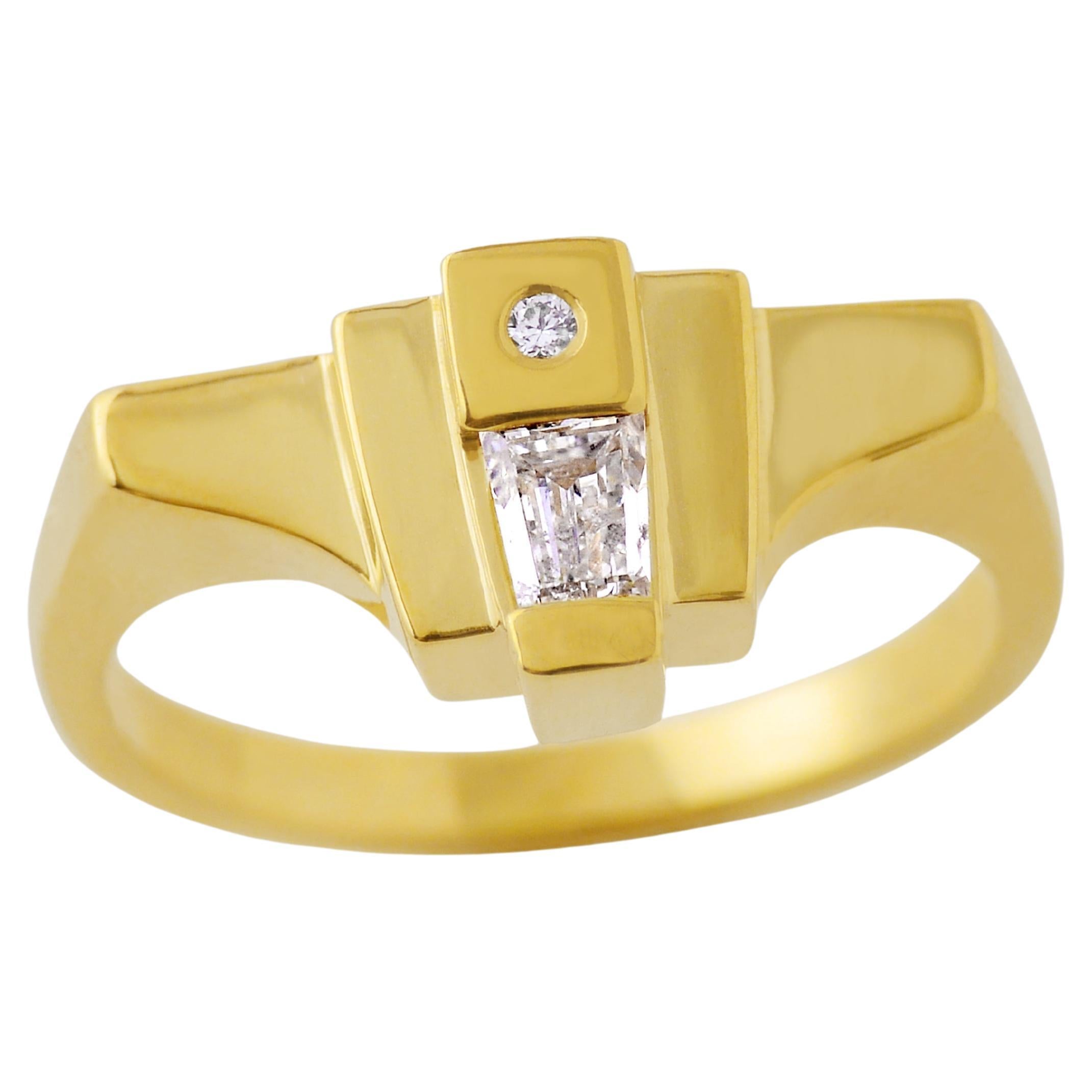 Susan Crow Studio FAIRMINED Yellow Gold and Diamond Helen of Troy Ring For Sale