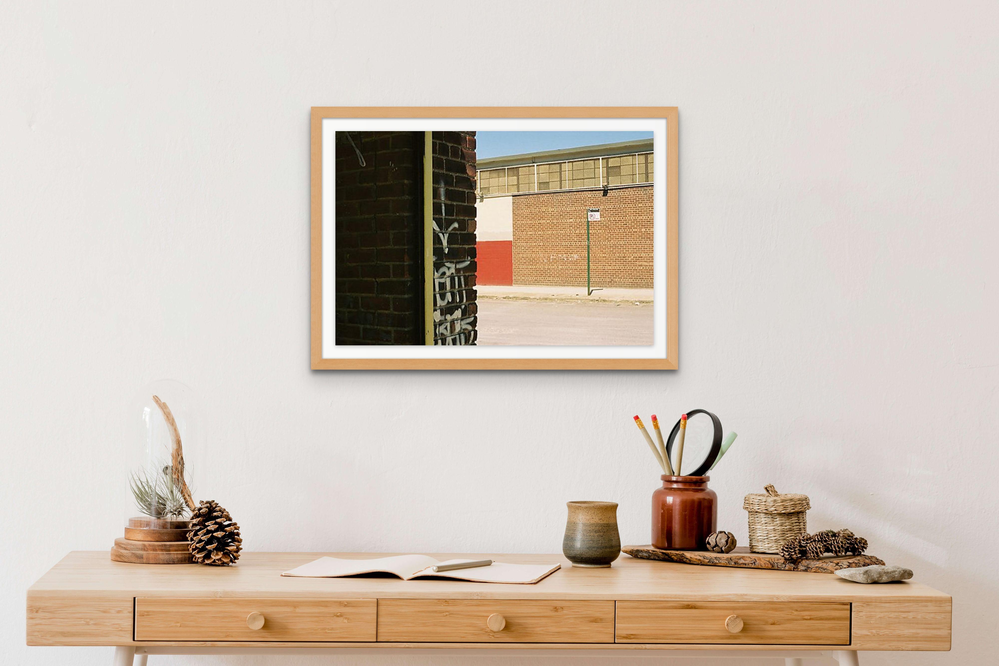 Williamsburg 34 - Rectangular Earthy Tone Photographic Paper Print For Sale 2