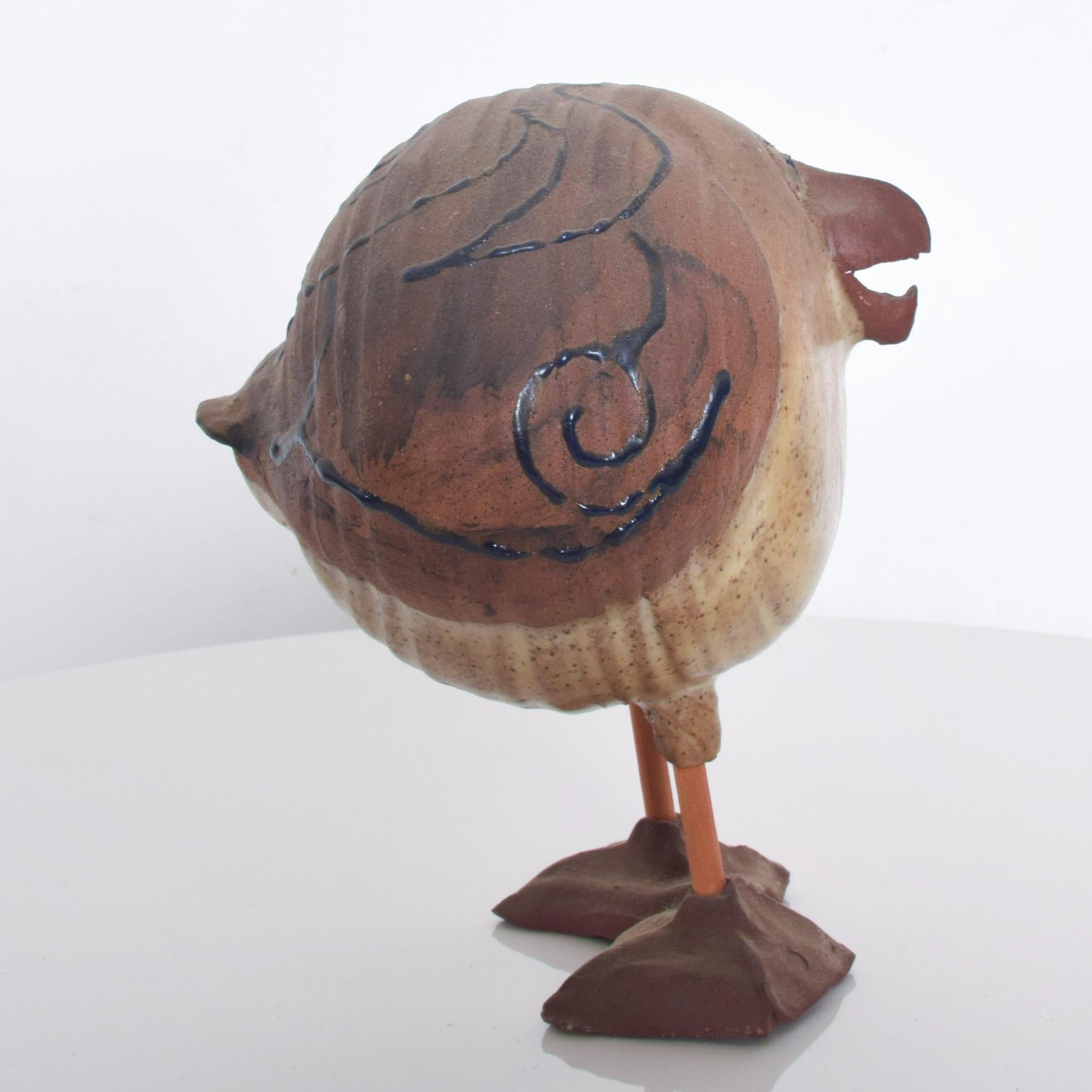 Modern Susan Davis Studio Art Pottery Plump Bird Snazzy Seagull Sculpture Figurine