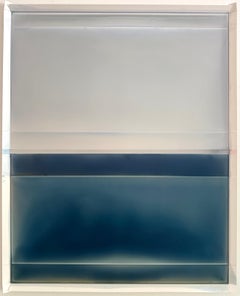 "Pliegues en cascada (con pie) nº 78" 2025, polímero tintado sobre papel Yupo
