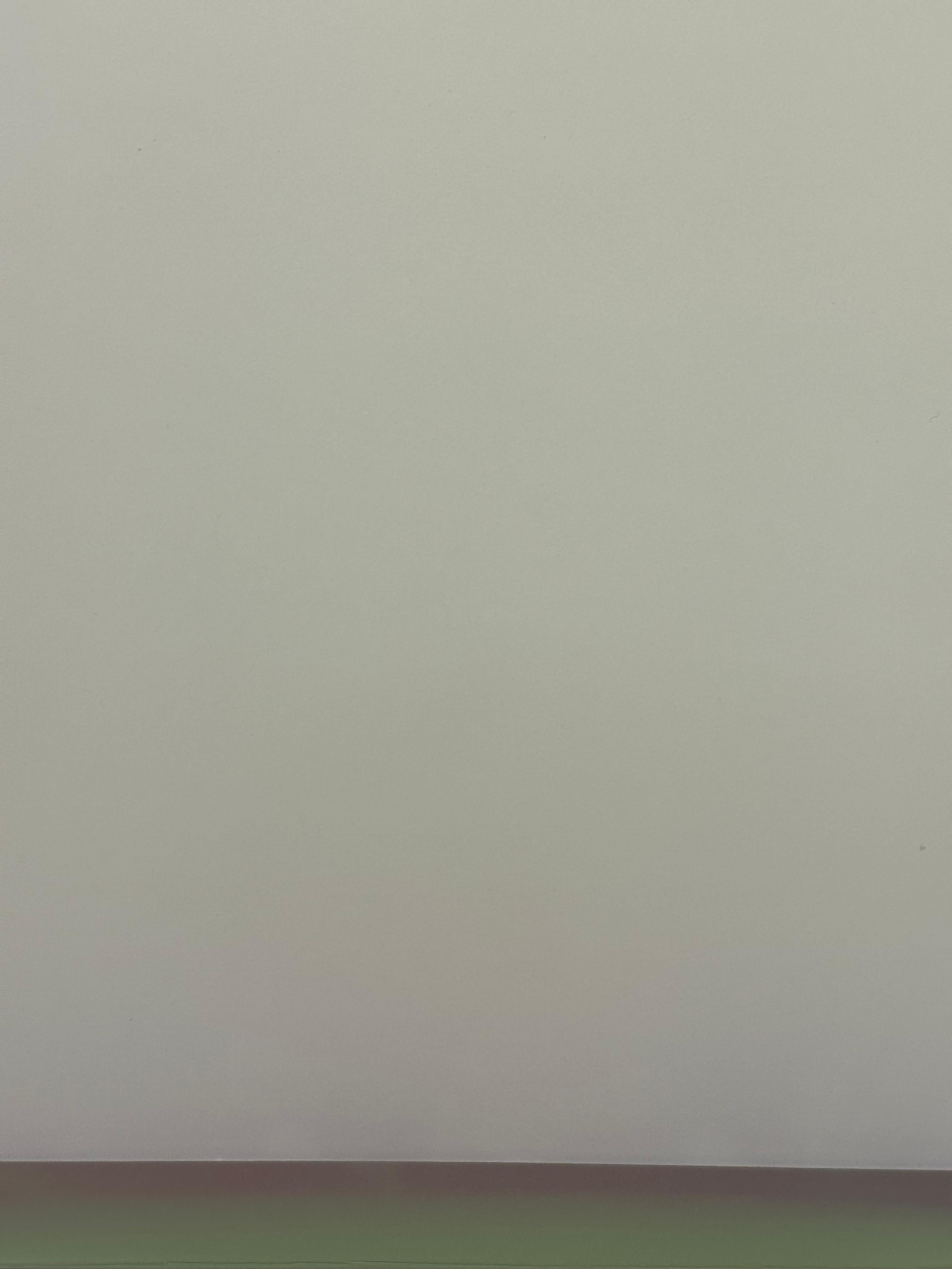 Outland No. 34 - Pittura astratta contemporanea versata Giallo Avorio, 2023 in vendita 2