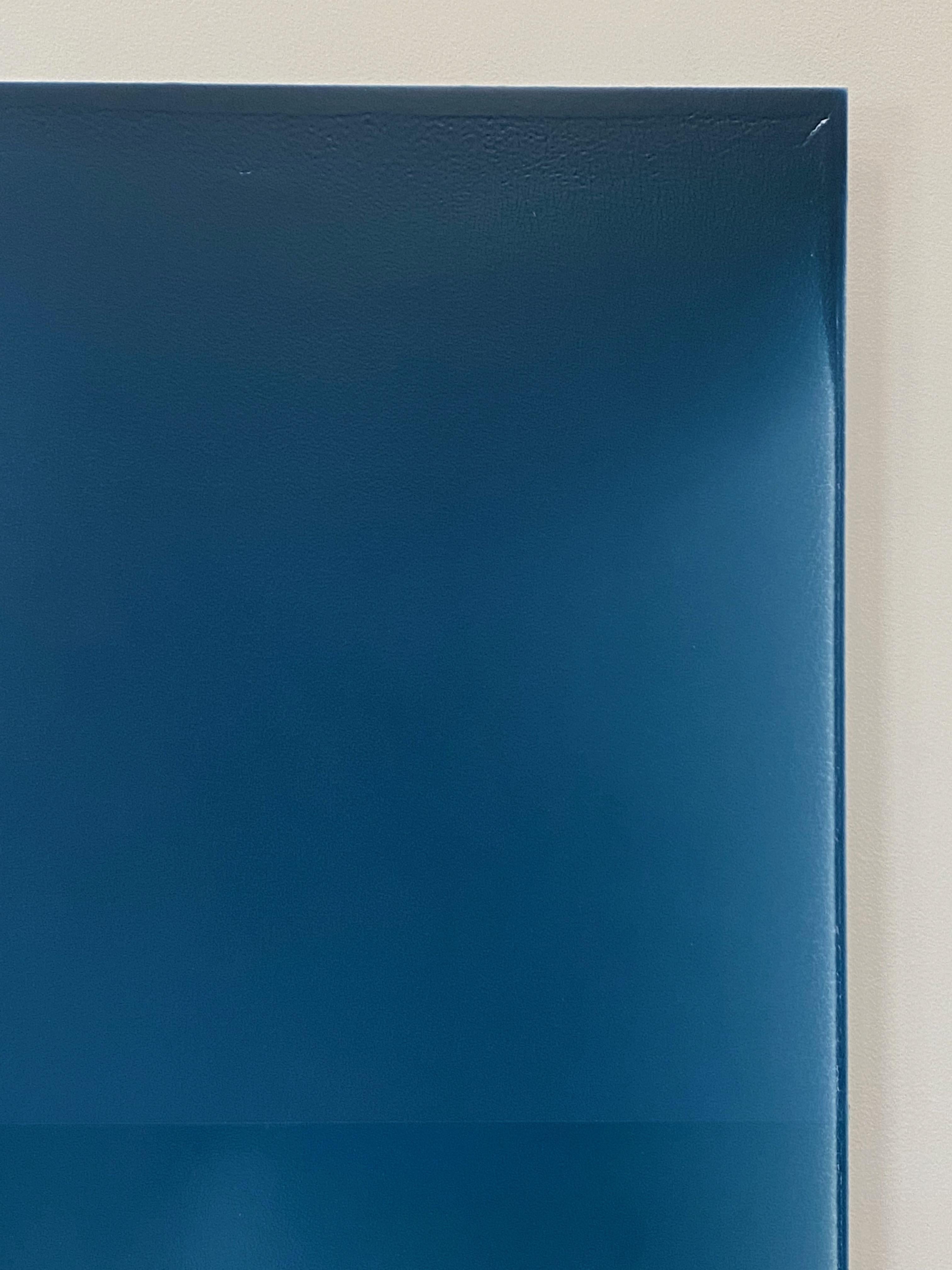 Weather One - Pannello galleggiante in pittura polimerica colorata Blu Indaco Scuro, 2022 in vendita 4