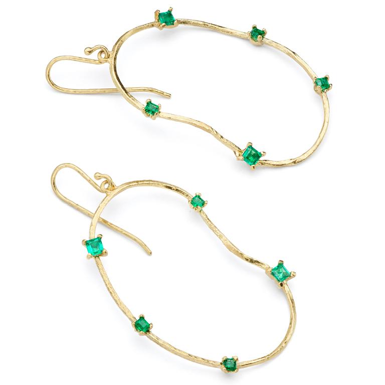 Our oysters with a twist feature square cut Emeralds sprinkled on 18kt Gold shell-inspired earrings. The perfect serving of style and sophistication. Lightweight, these are perfect as an everyday earring.

Emeralds: 0.60 carats