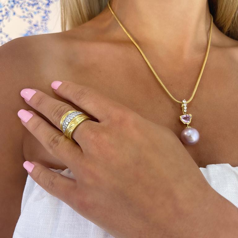 Susan Lister Locke Pink South Sea Pearl and Sapphire Pendant with Diamond Clasp In New Condition For Sale In Nantucket, MA