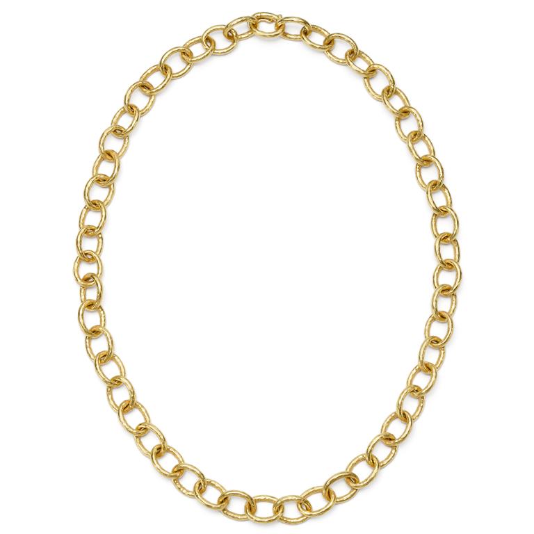 16-inch Hand Hammered Small Link Chain in 18kt Gold. Available in various lengths and three link sizes—Small, Medium and Large.

Small Link Size: 13mm x 9.5mm
