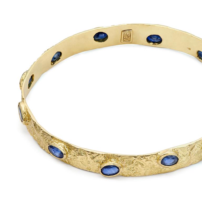 Contemporary Susan Lister Locke 18kt Gold Seascape Bangle with Blue Sapphires For Sale