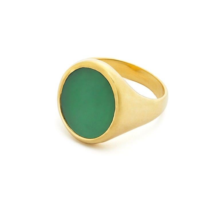 For Sale:  Susan Lister Locke The Green Onyx Signet Ring in 18 Karat Gold 4