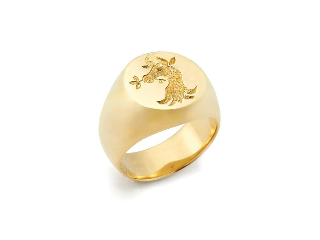 For Sale:  Susan Lister Locke The Swan Signet Ring in 18 Karat Gold 2