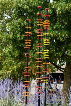 Shifting Light Grove of 10 - escultura contemporánea de vidrio y acero para exteriores