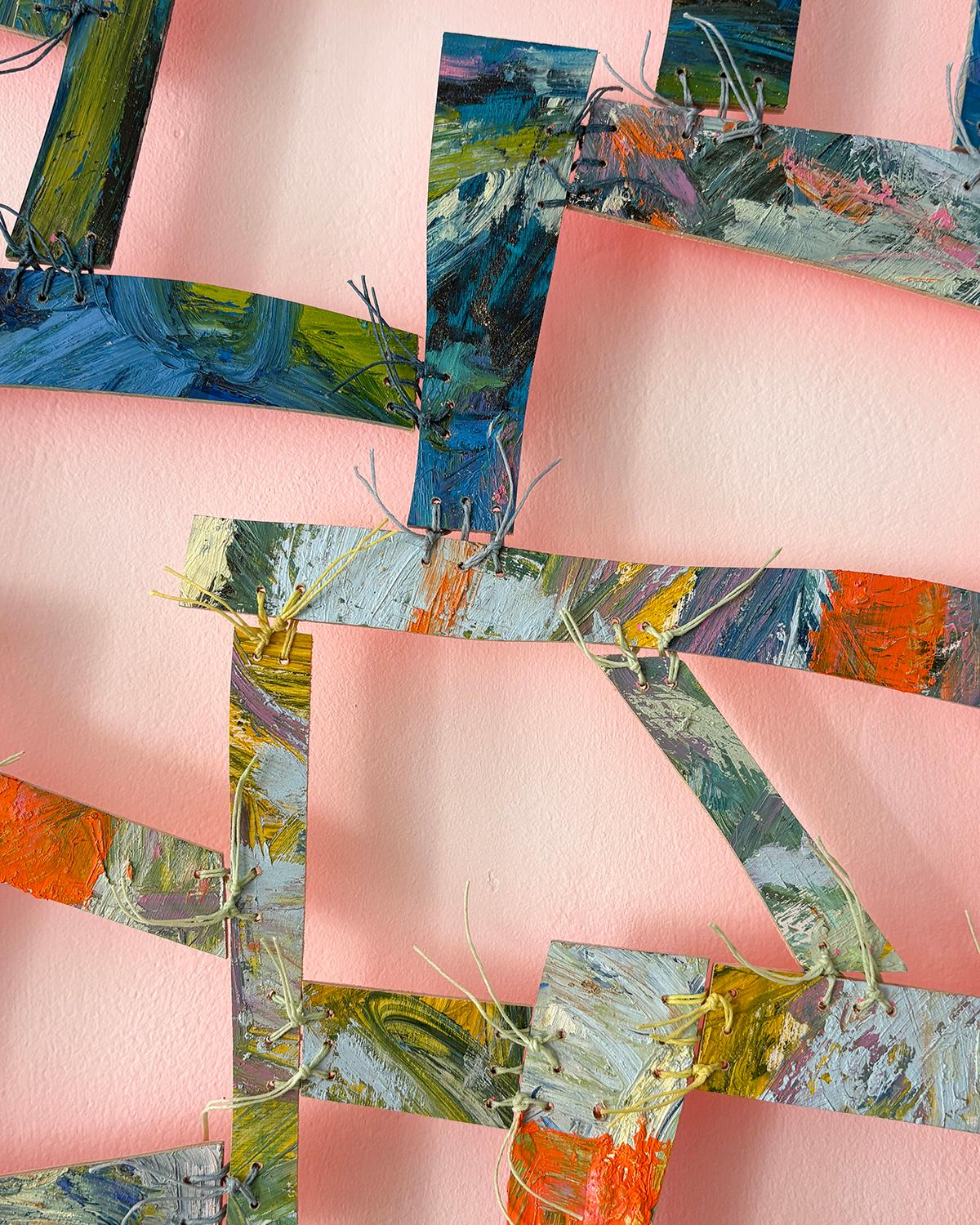 Abstrakter Stil, zusammengenähte Mixed-Media-Stücke aus Holz
