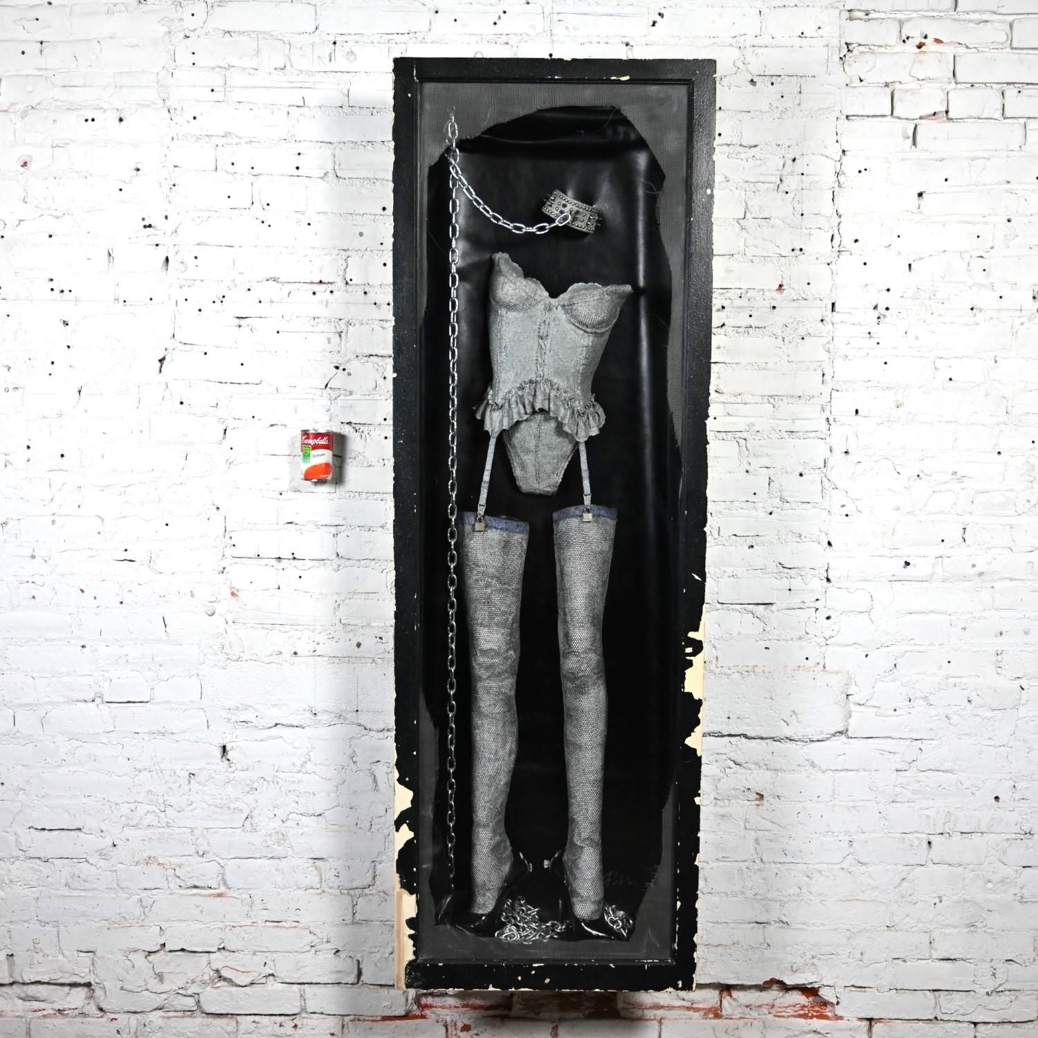 Susan Tibbles Life Sized Art Assemblage Master Lock Framed Sculpture Distresse en vente 3