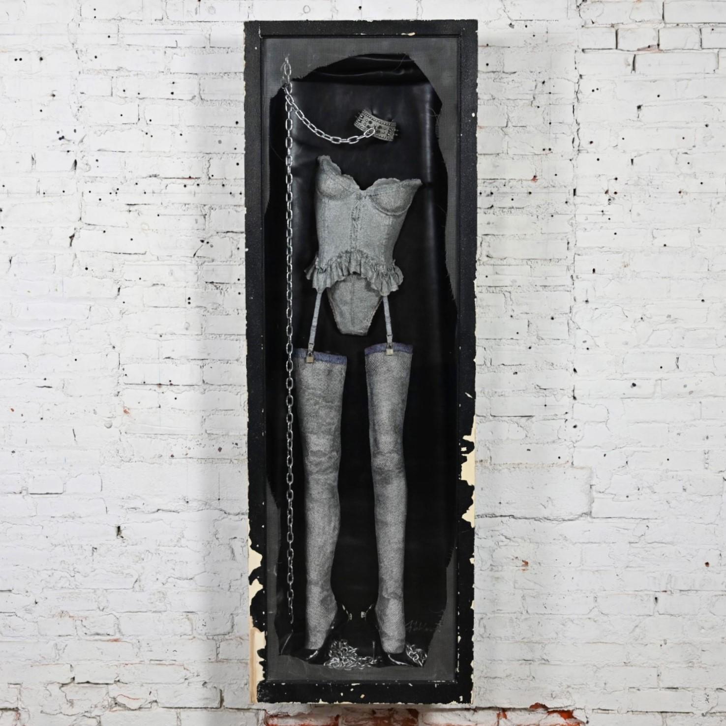 Susan Tibbles Life Sized Art Assemblage Master Lock Framed Sculpture Distresse en vente 11