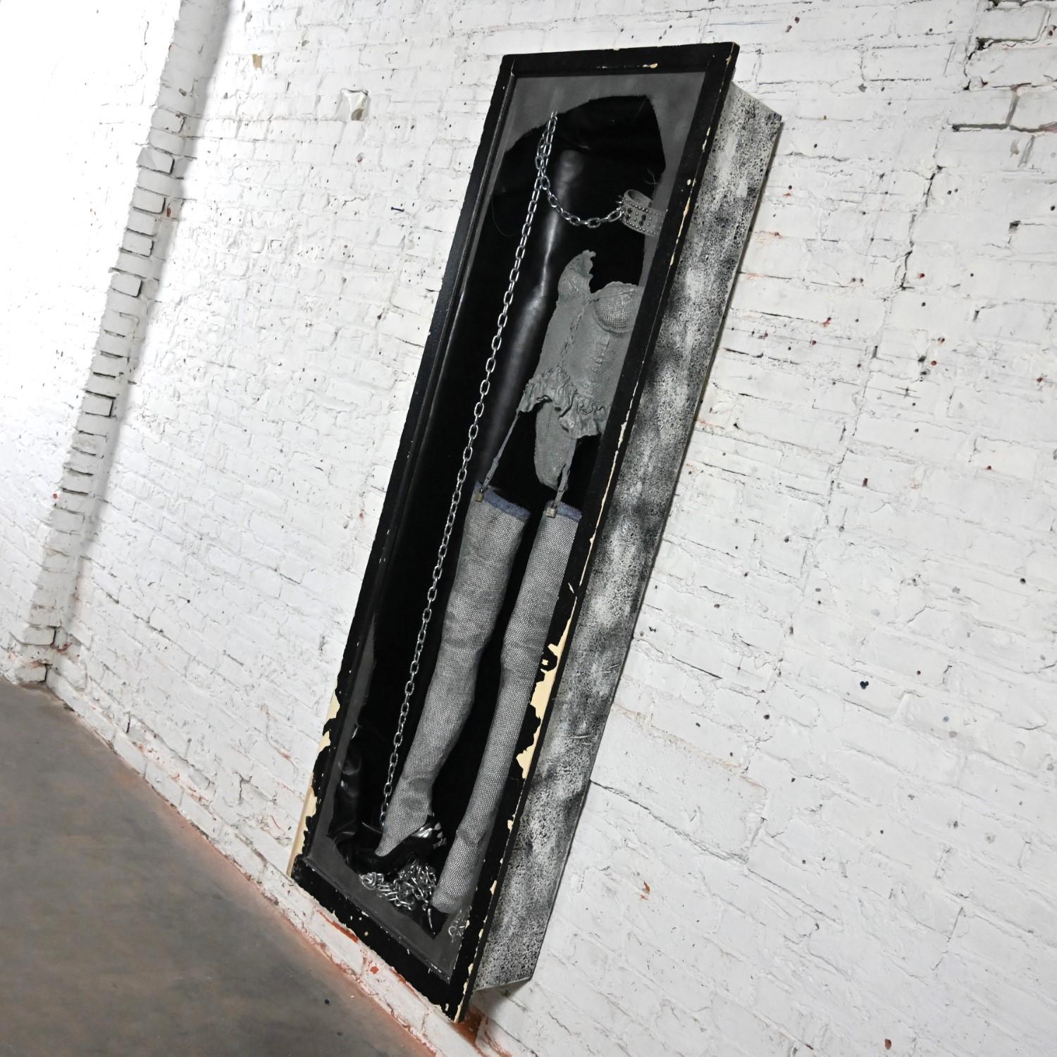 Susan Tibbles Life Sized Art Assemblage Master Lock Framed Sculpture Distresse en vente 1
