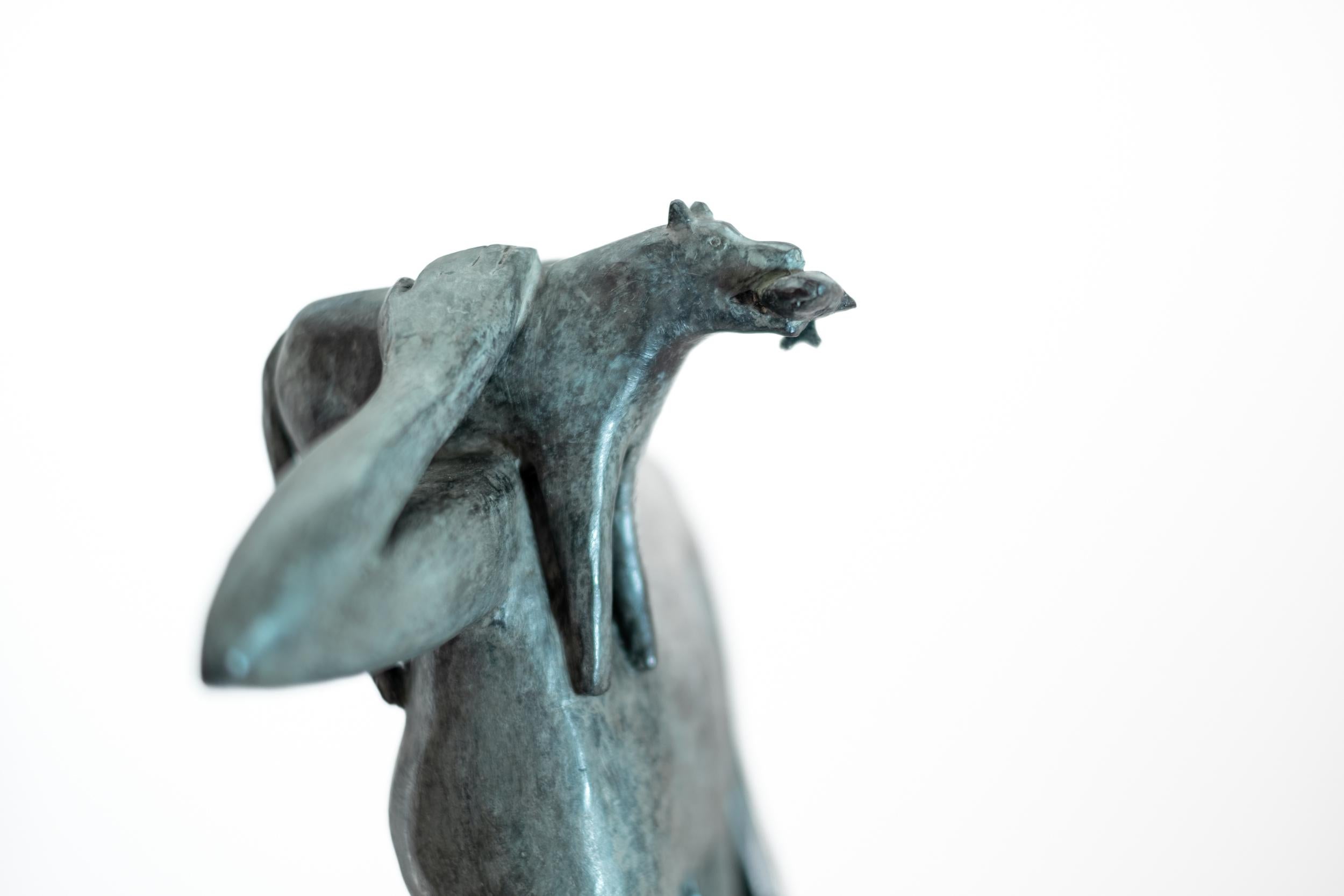 Fetch - escultura contemporánea, figurativa, de bronce, de sobremesa para interiores en venta 3