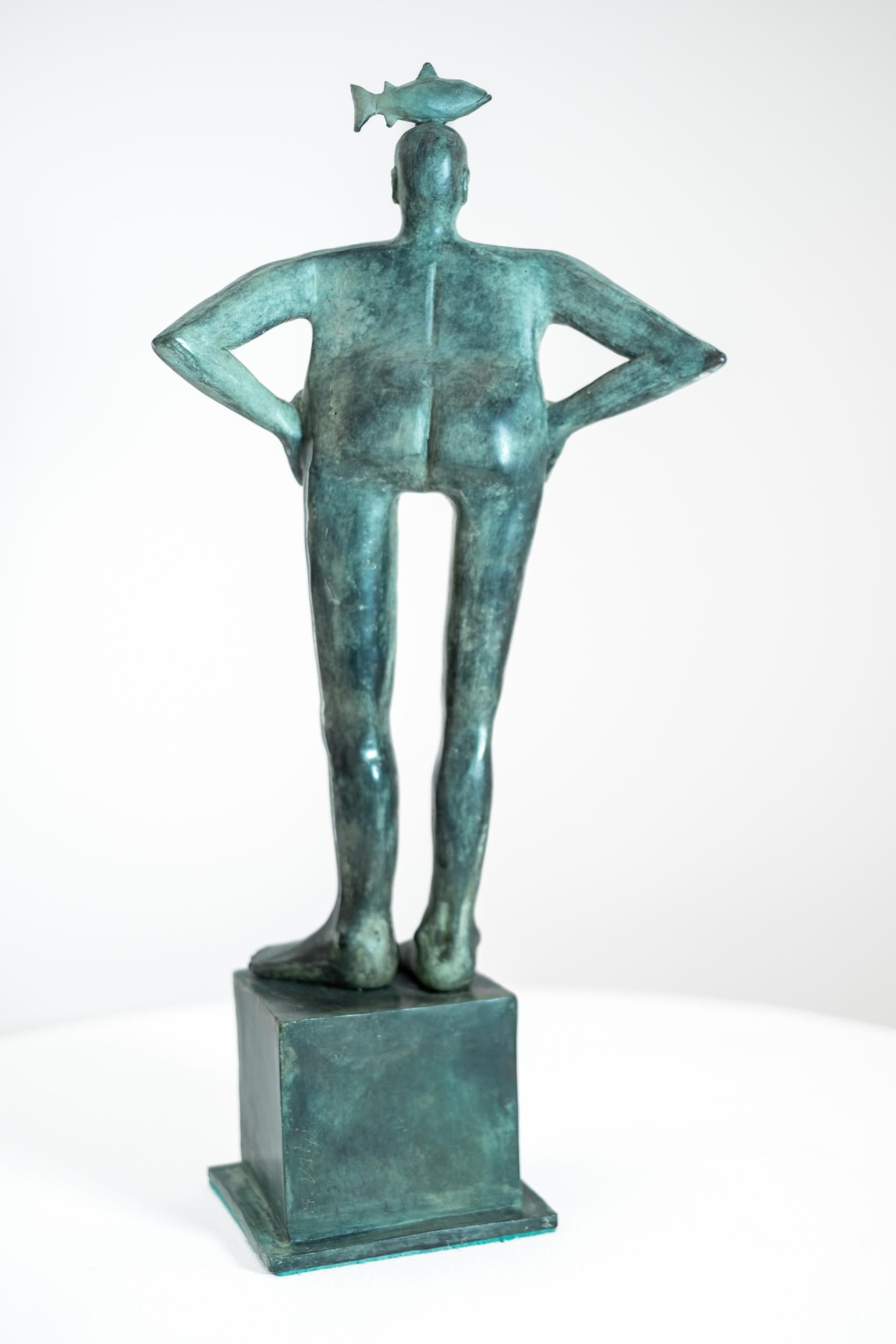 Perch - scultura contemporanea, figurativa, in bronzo, da tavolo per interni - Sculpture Contemporaneo di Susan Valyi