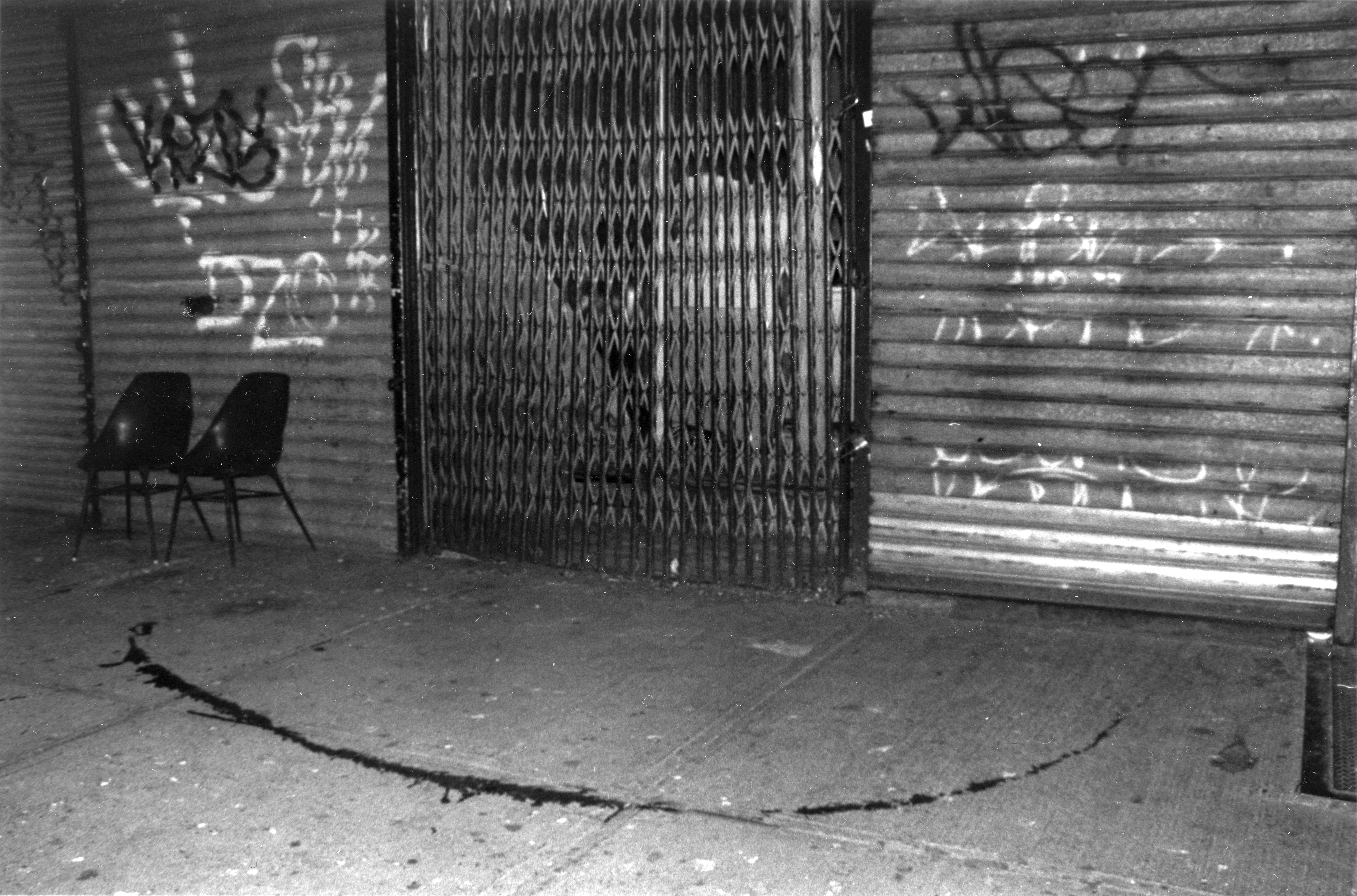 Black and White Photograph de Susannah Slocum - sin título