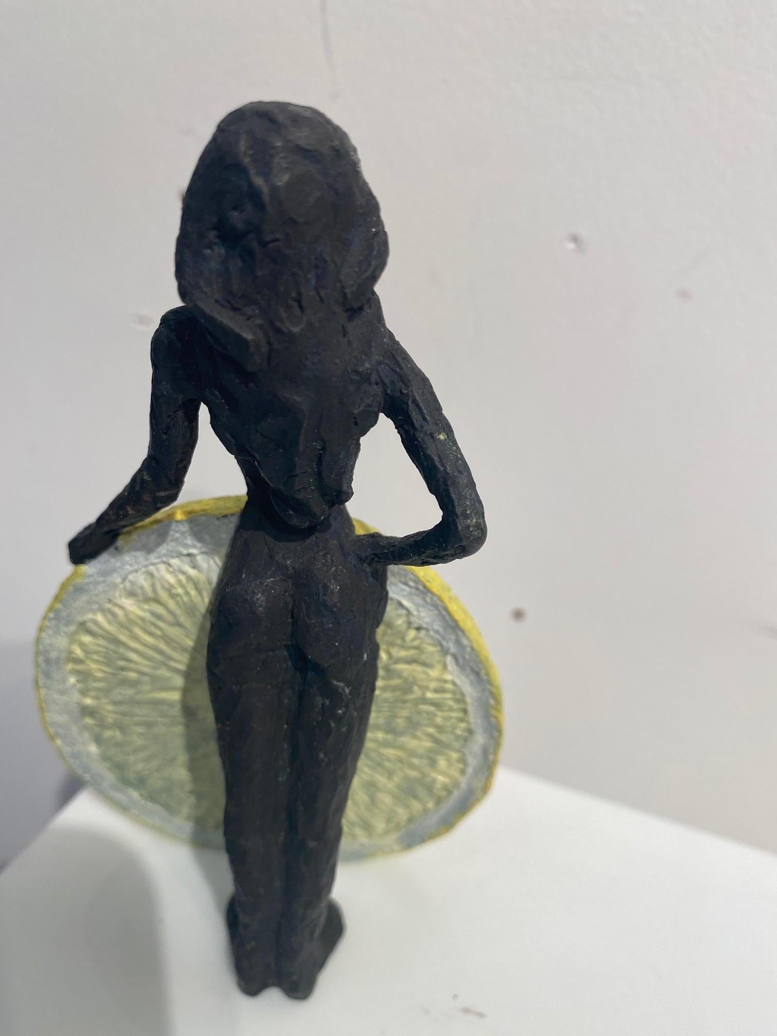 The beautiful sparkle - contemporary bronze sculpture by Susanne Kraisser For Sale 4