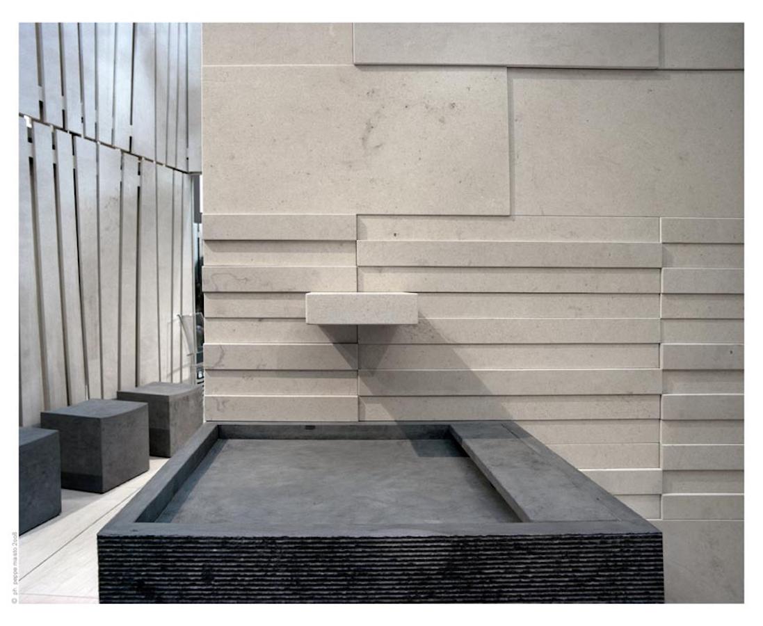 Fukuoka 120 évier suspendu en marbre personnalisable Neuf - En vente à Beverly Hills, CA
