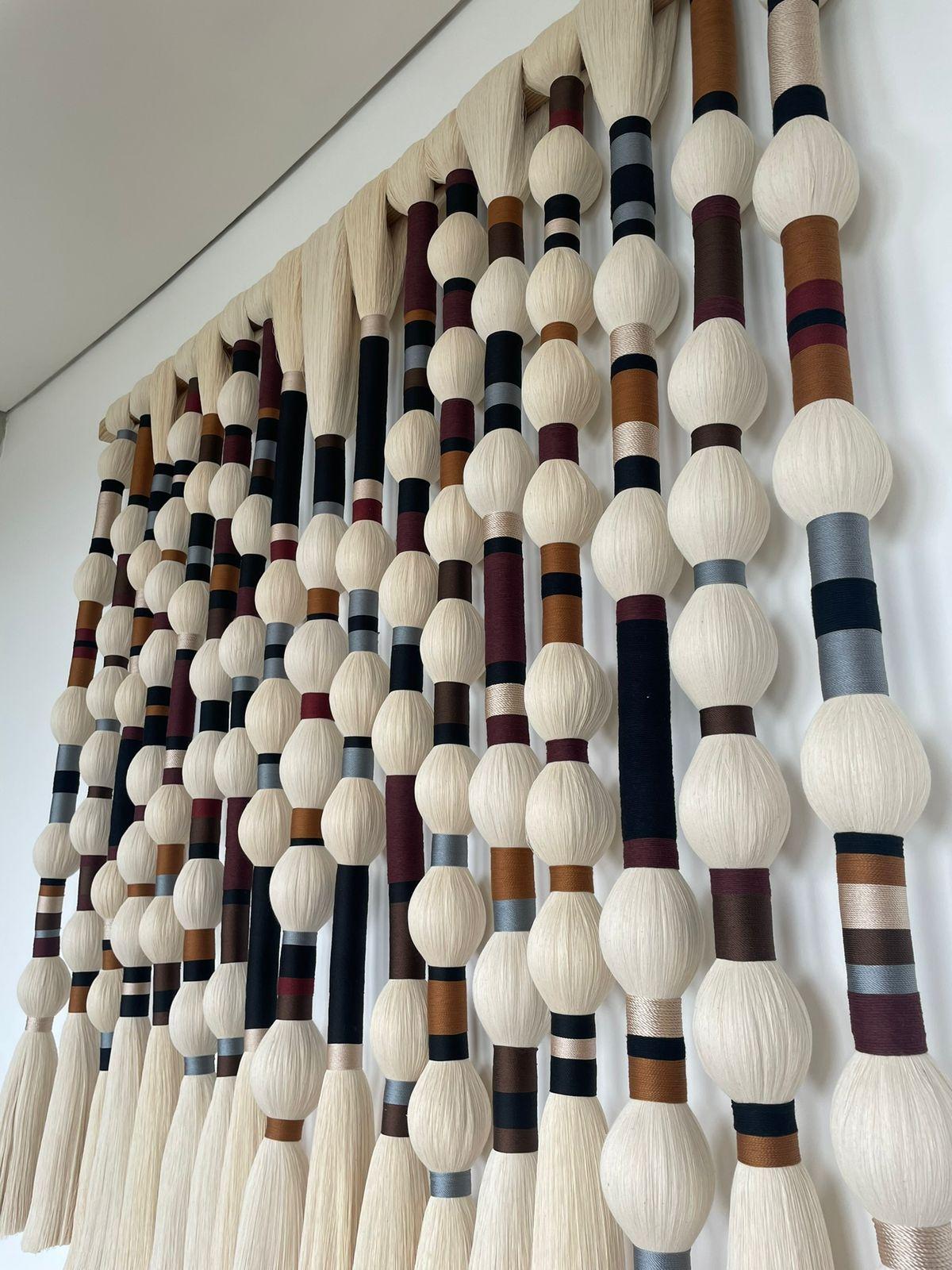 Mid-Century Modern Racines suspendues - Art mural textile artisanal en coton peigné en vente