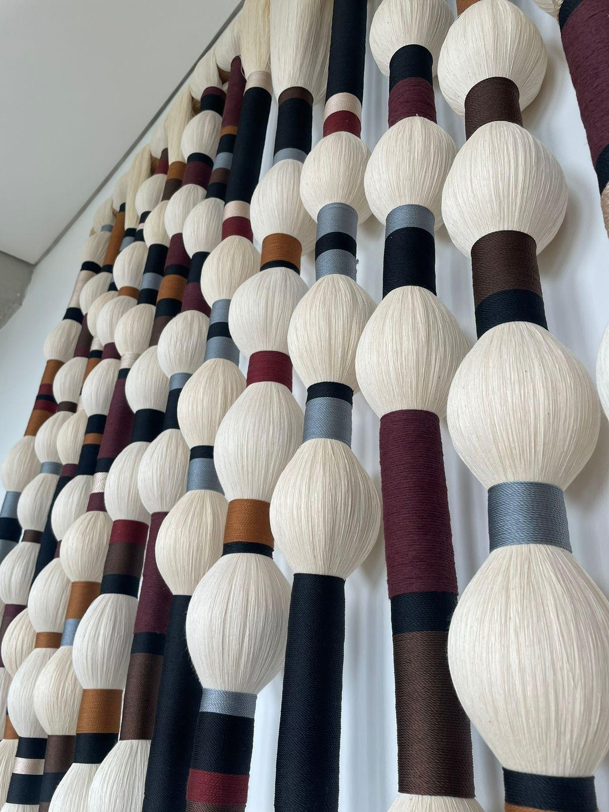 Mexicain Racines suspendues - Art mural textile artisanal en coton peigné en vente