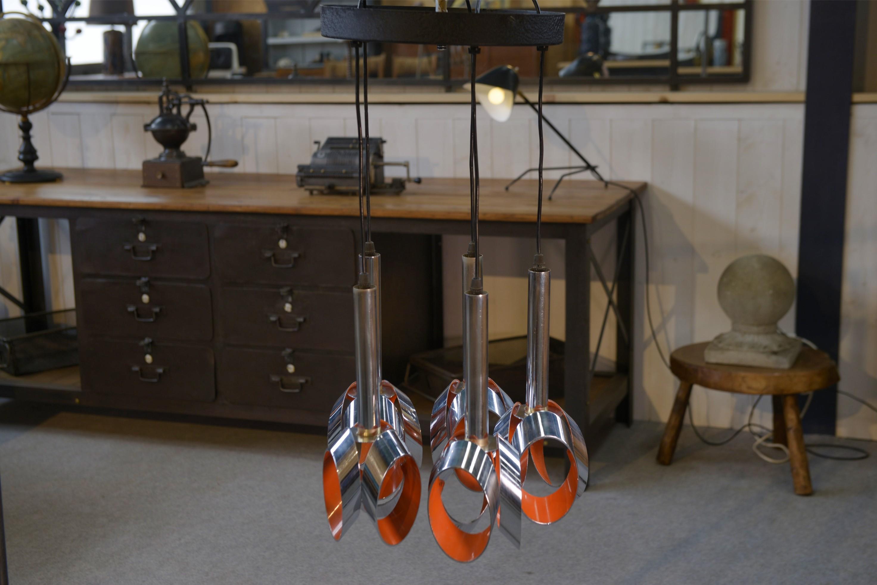 Métal Suspension design métal chromé en cascade de MASSIVE 1960's en vente