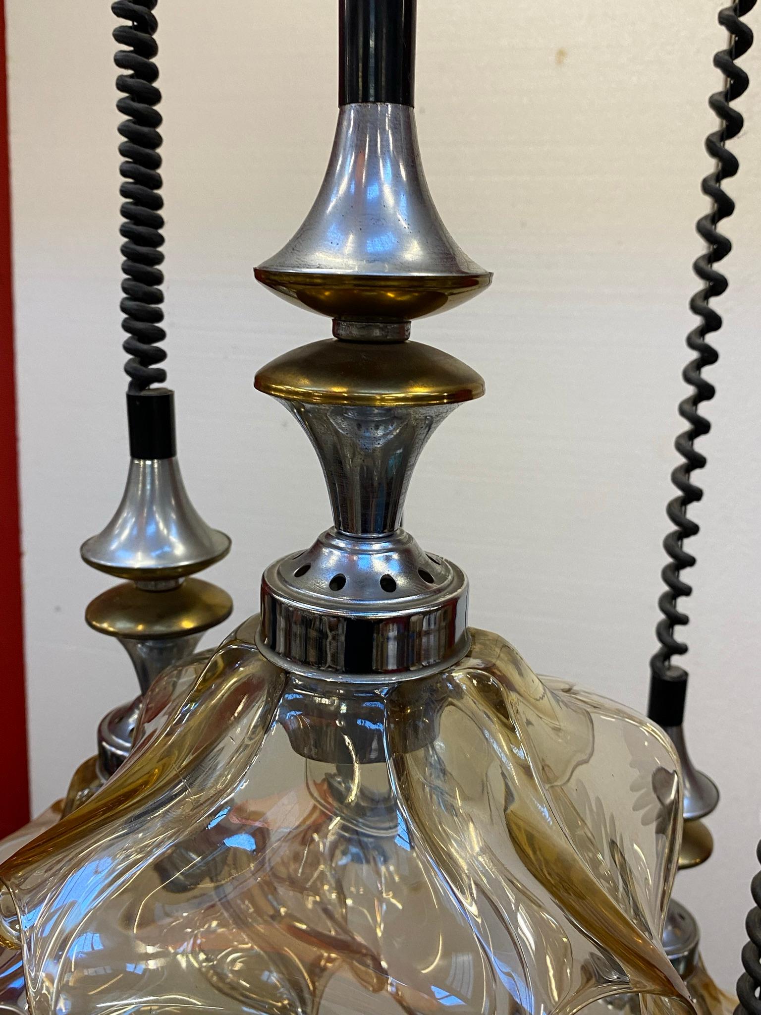 suspension in chromed metal and Murano glass circa 1970 For Sale 2