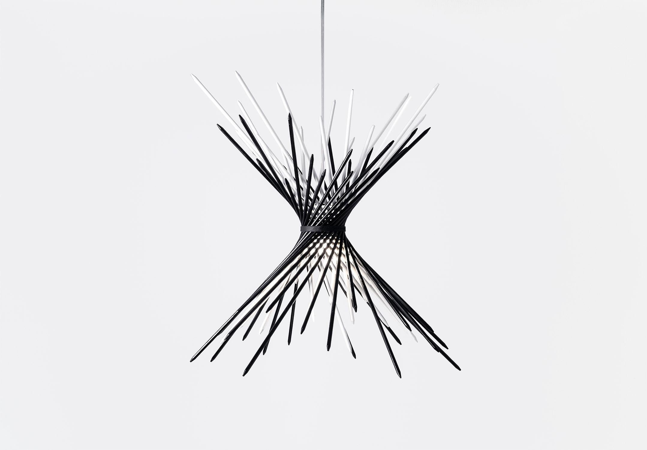 Tedesco Lampada a sospensione Ingo Maurer Pic-a-stic - Nero-bianco in vendita