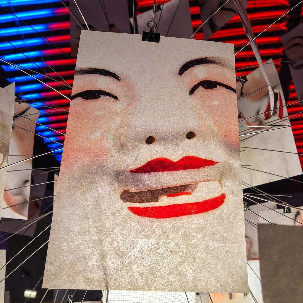 Suspension lamp Ingo Maurer Zettel'z Laughing Buddha In condizioni Nuovo in vendita a Alcamo, IT