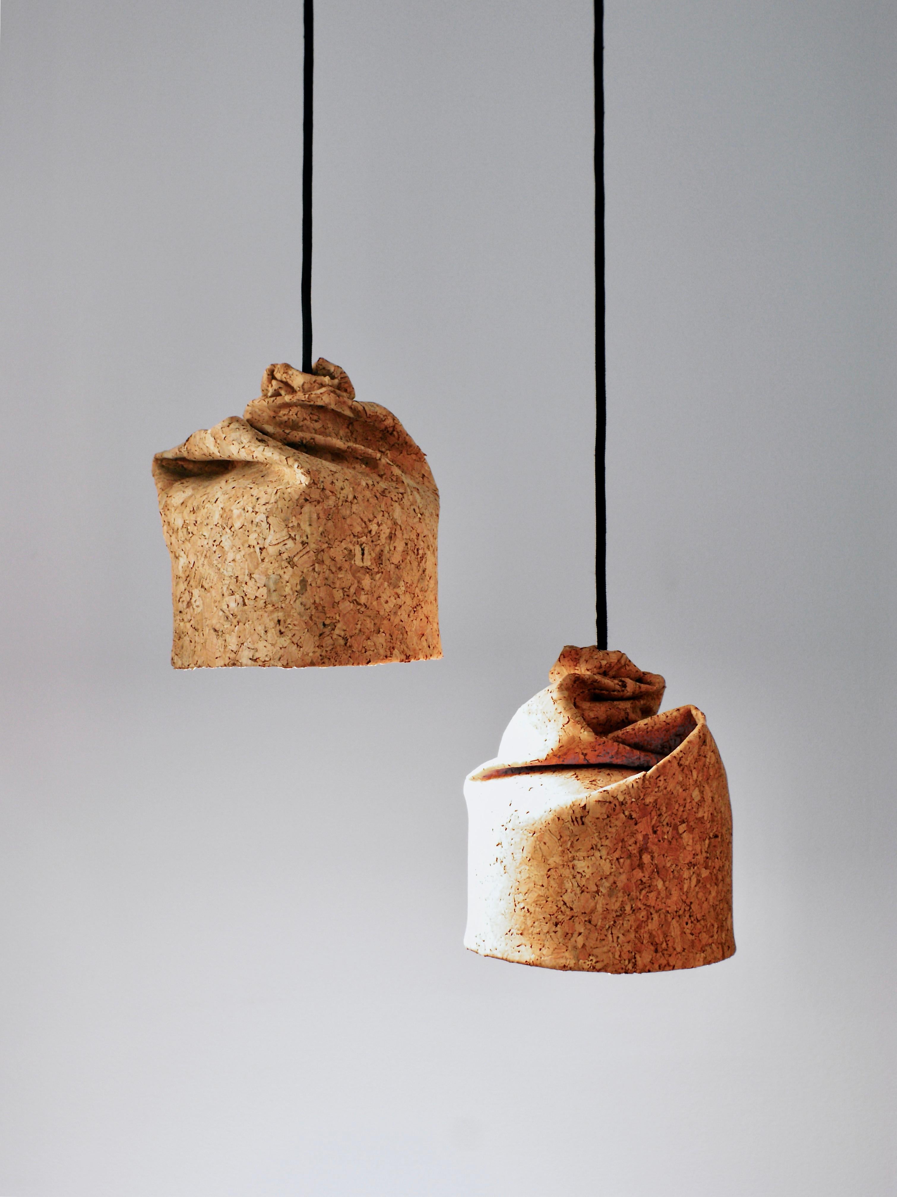 Autre Suspension contemporaine en liège et grès, Design/One, BIO en vente