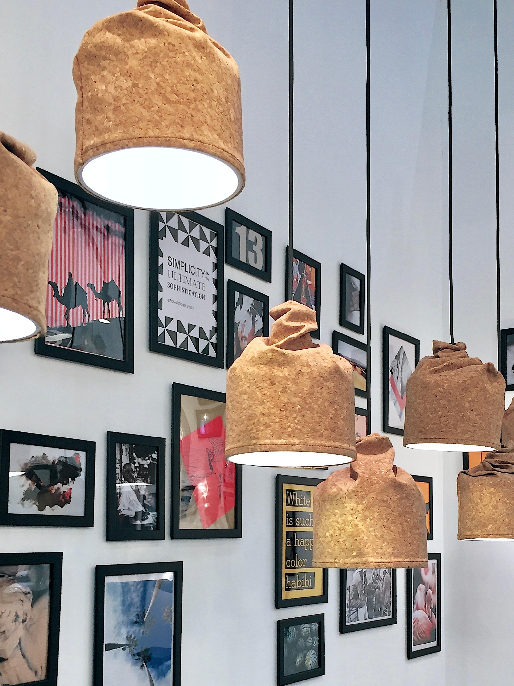 Moulage Suspension contemporaine en liège et grès, Design/One, BIO en vente