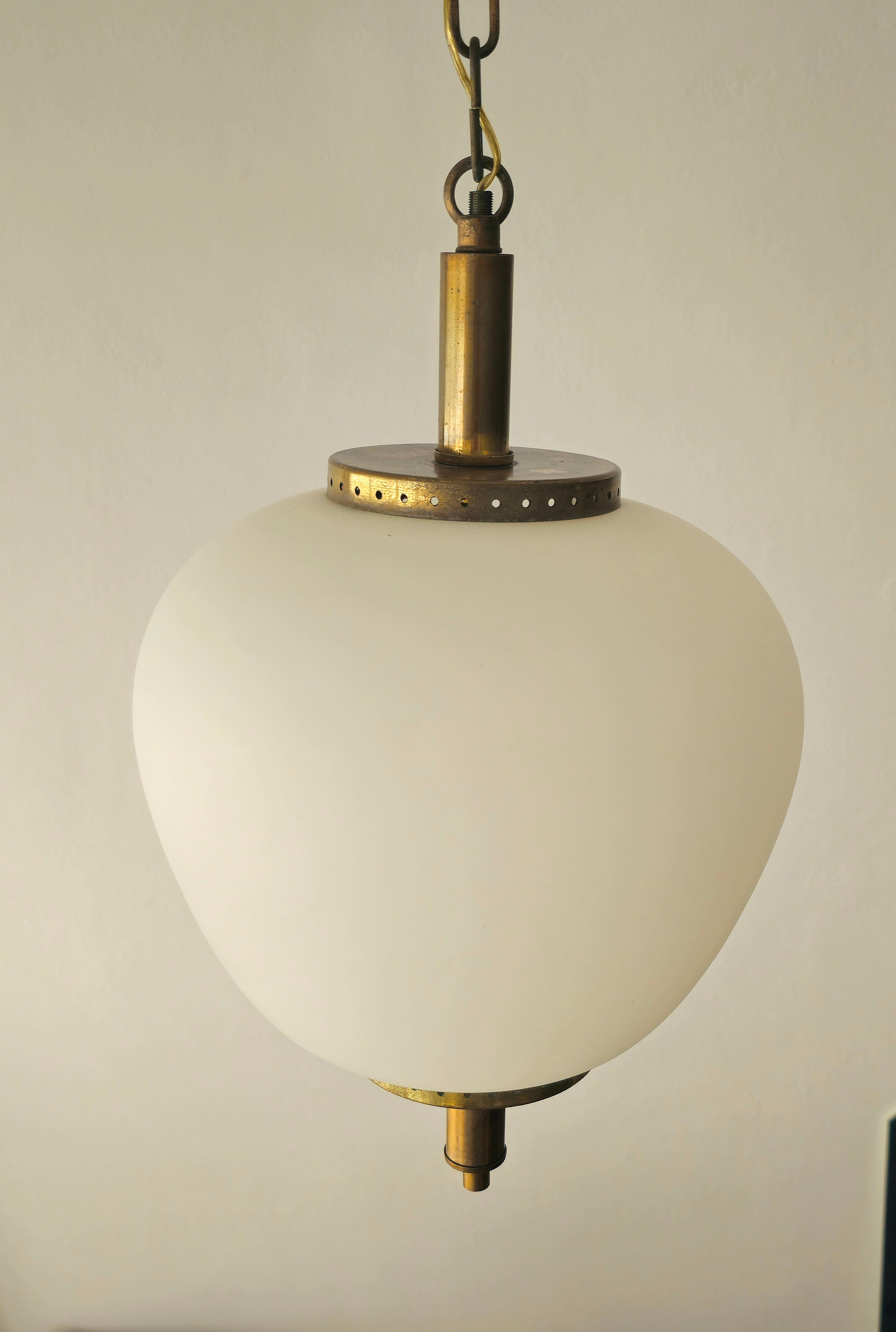 Mid-Centurty Modern Suspension Pendant  Glass Brass Caccia Dominioni Italy 1950s In Good Condition For Sale In Palermo, IT