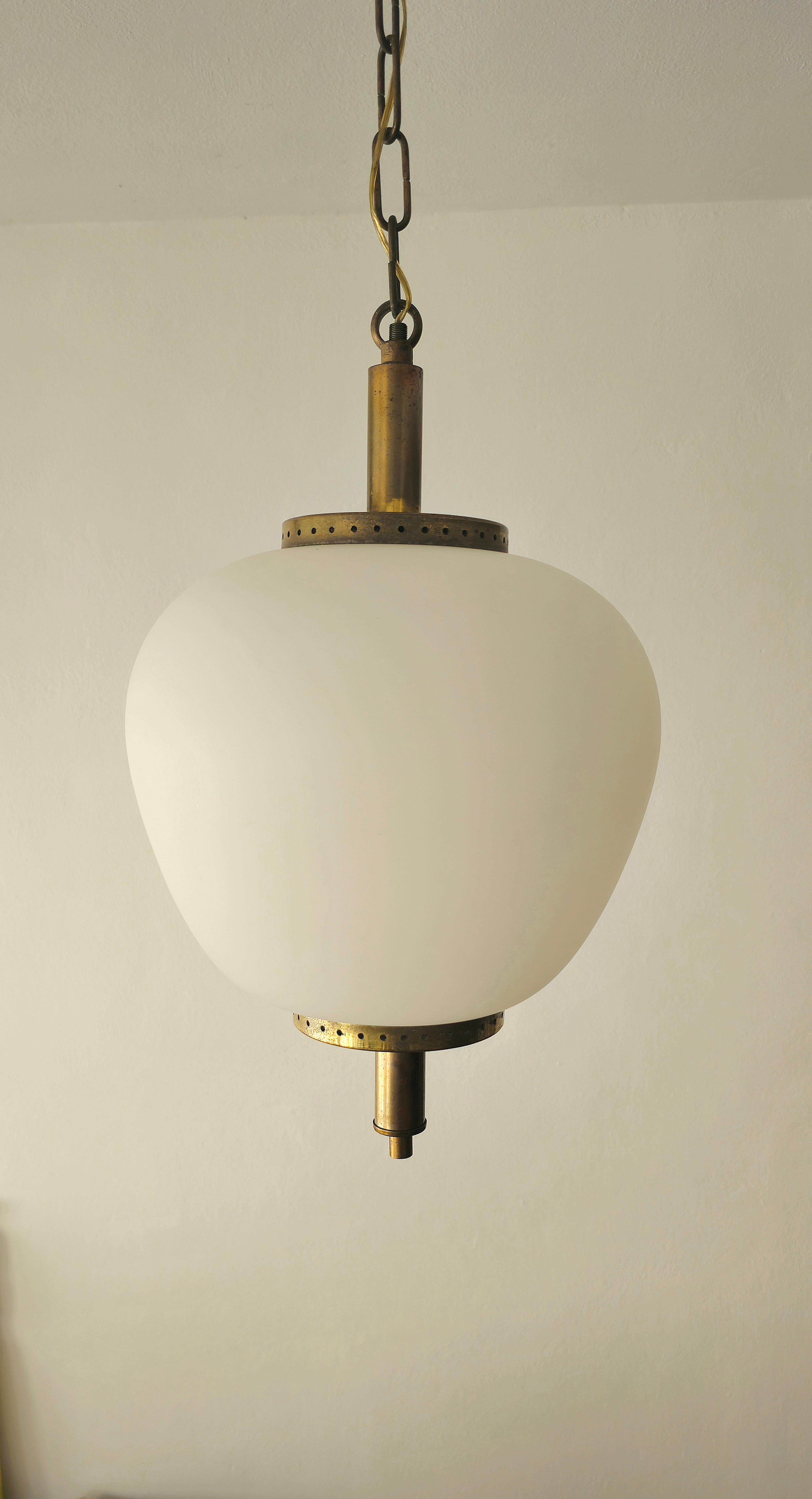 Mid-Centurty Modern Suspension Pendant  Glass Brass Caccia Dominioni Italy 1950s For Sale 1