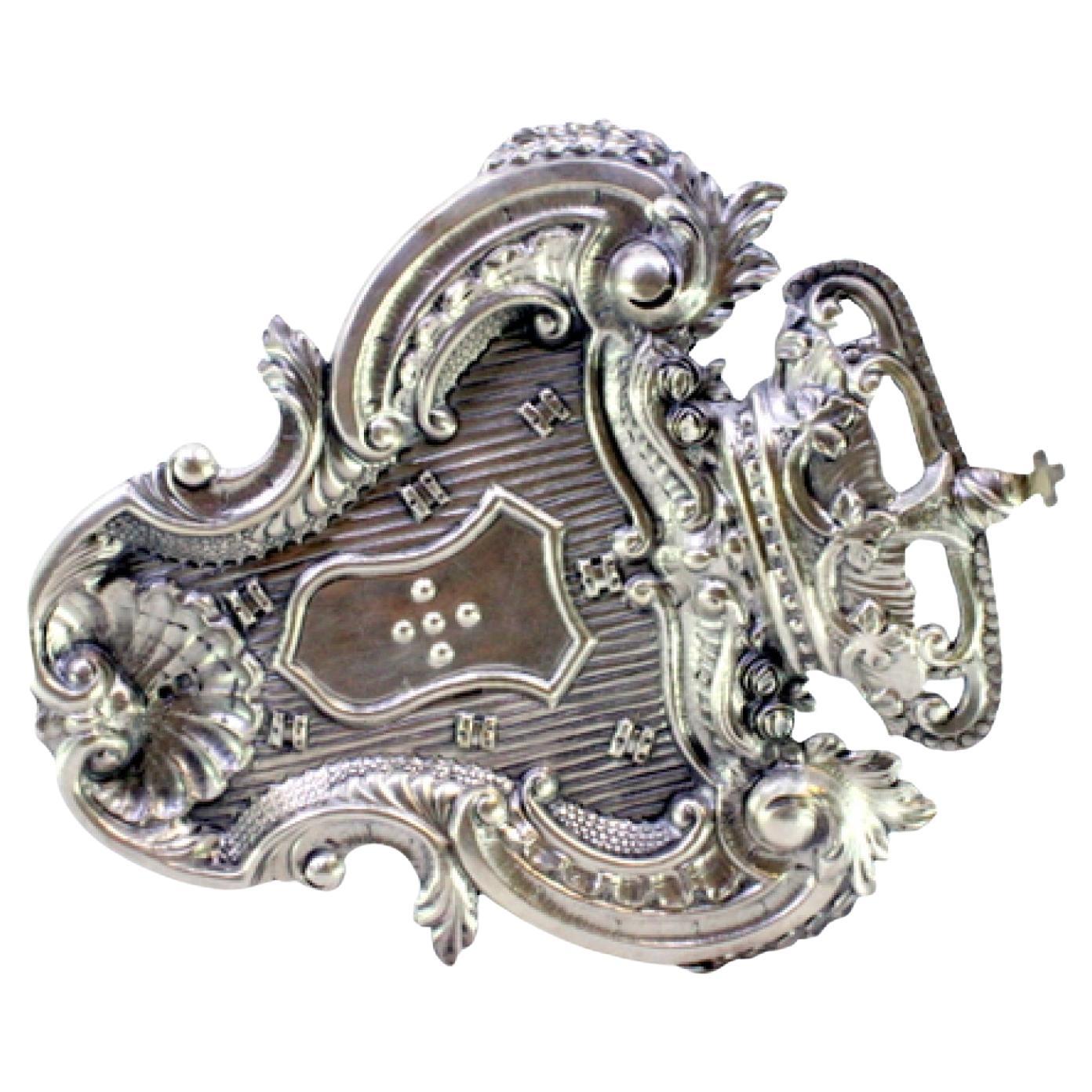 Suspension tray in armorial silver with floral motifs and embossed shells For Sale
