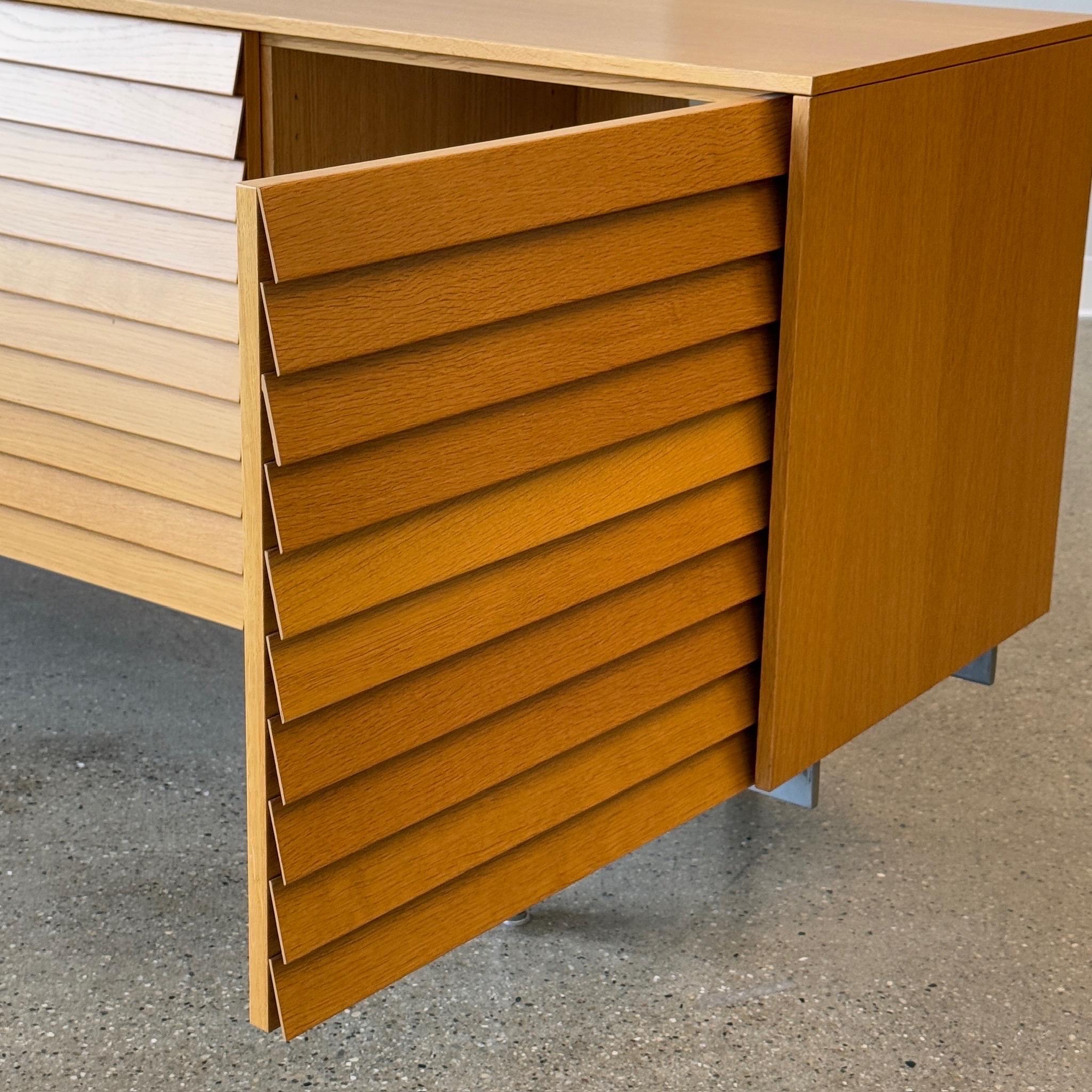 Mid-Century Modern Buffet Sussex de Terence Woodgate pour Punt Mobles en vente