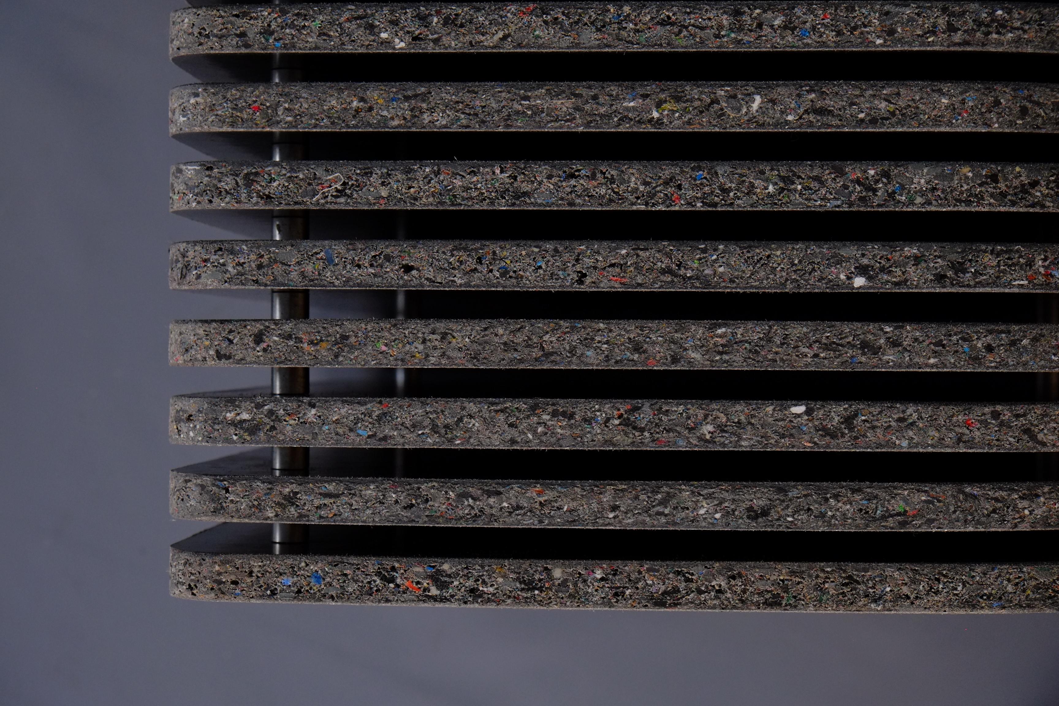 Sièges d'intérieur et d'extérieur durables fabriqués à partir de plastique recyclé post-consommation Neuf - En vente à Leicester, GB