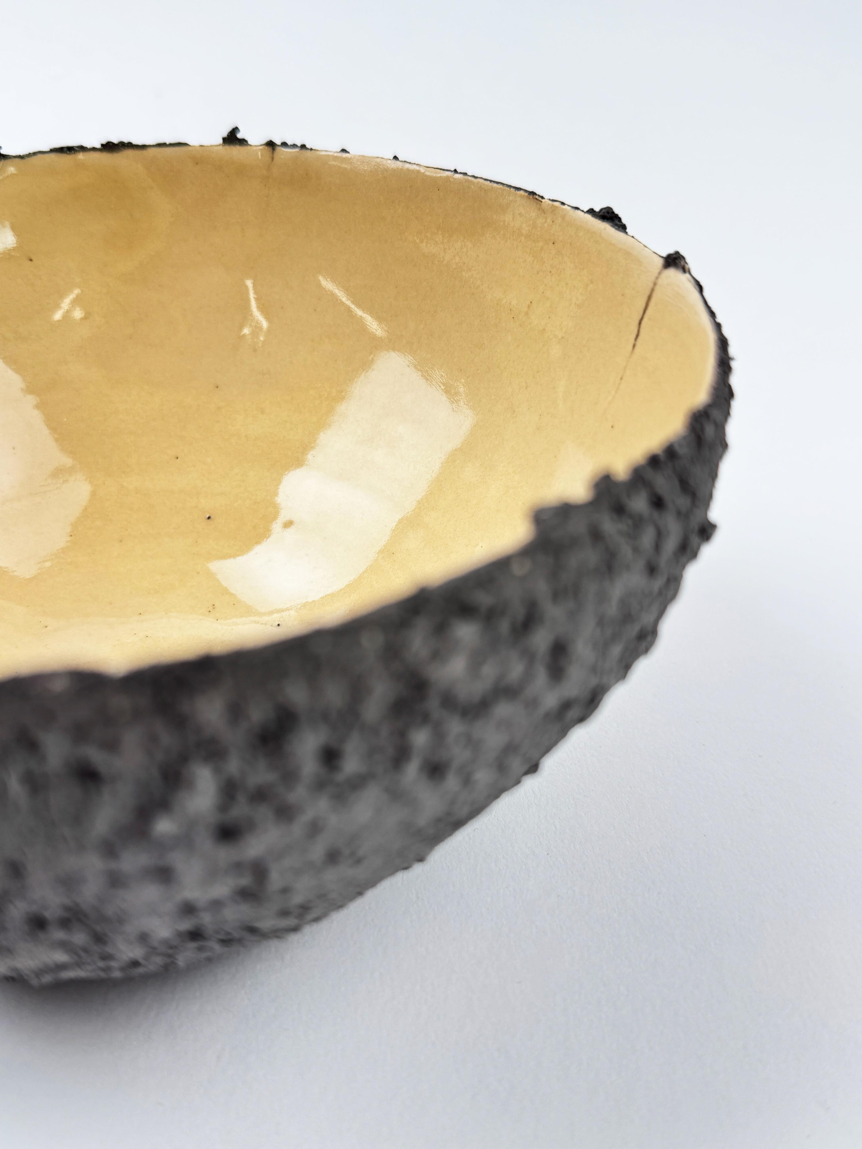 Hand-Crafted Sustainable Volcanic Ceramic Bowl  Handbuilt in Lithuania For Sale