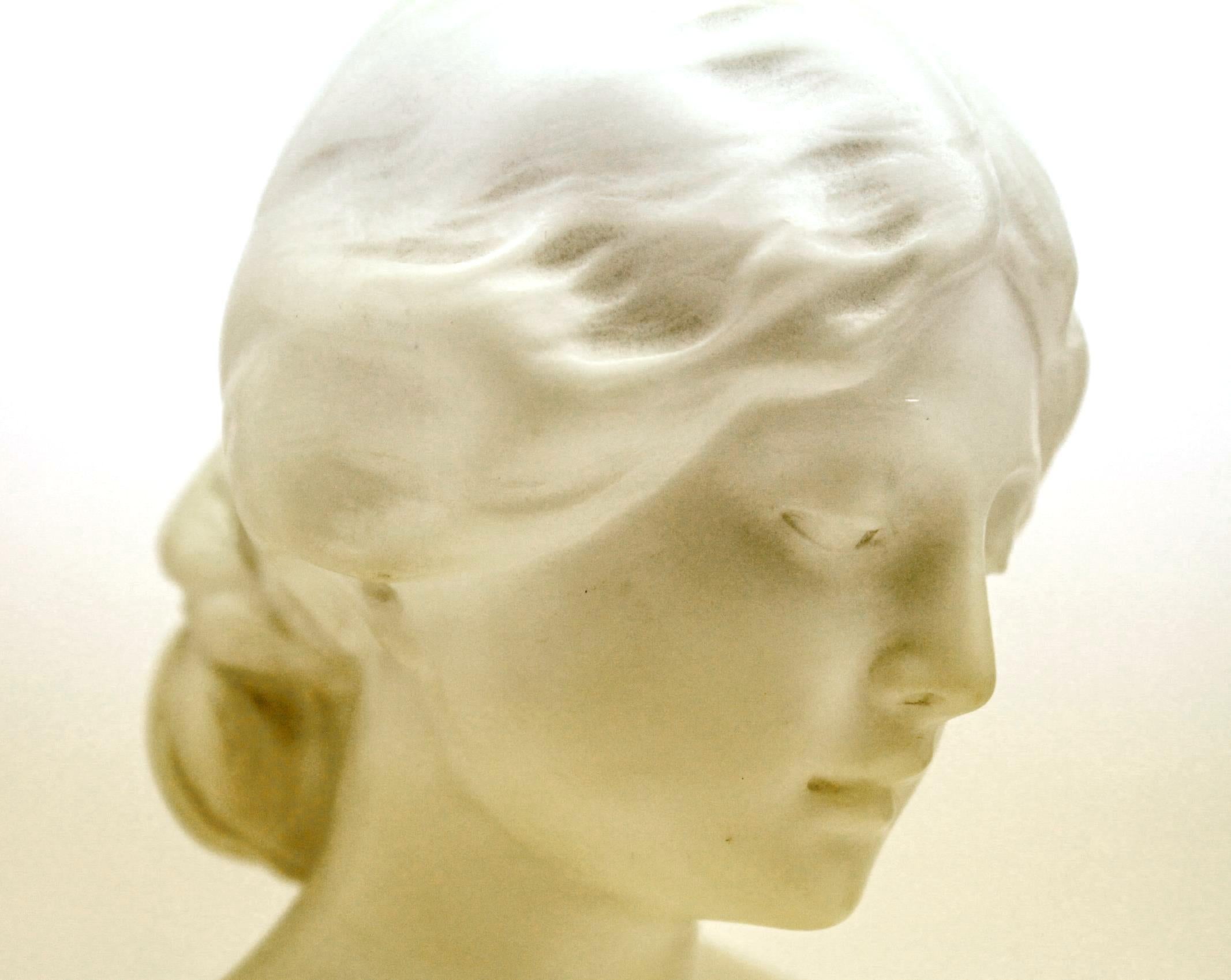 Suteur for Schumacher & Co. Carrara Marble Bust of a Young Woman In Good Condition In New York, NY