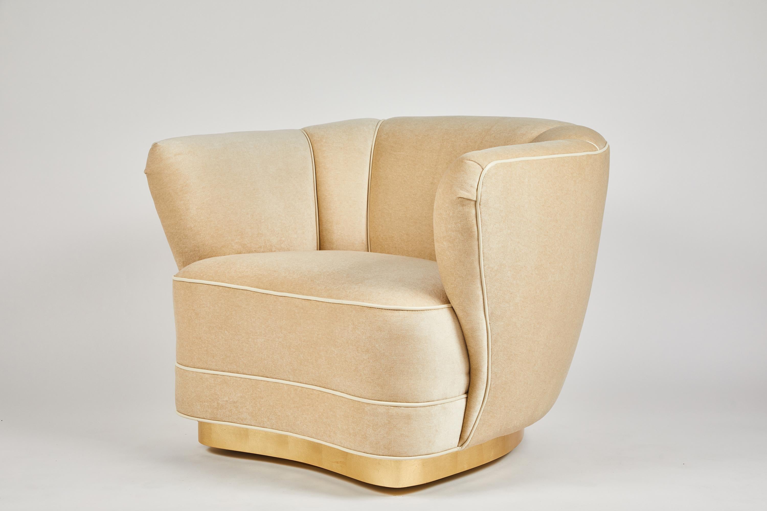 Fabric Sutton Place Swiveling Club Chair by Dragonette Private Label For Sale