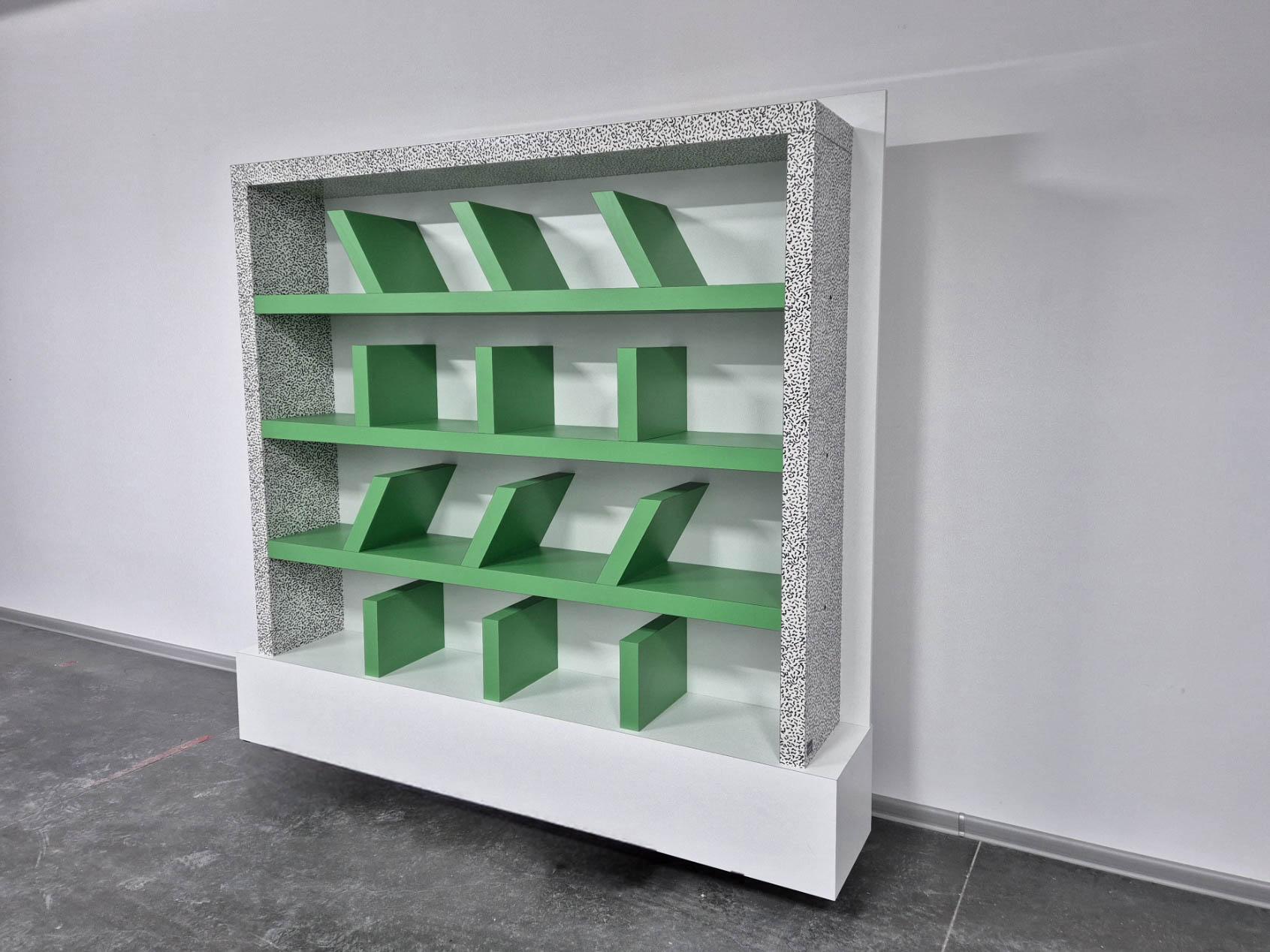 Moderno Libreria Suvretta, di Ettore Sottsass per Memphis Milano in vendita