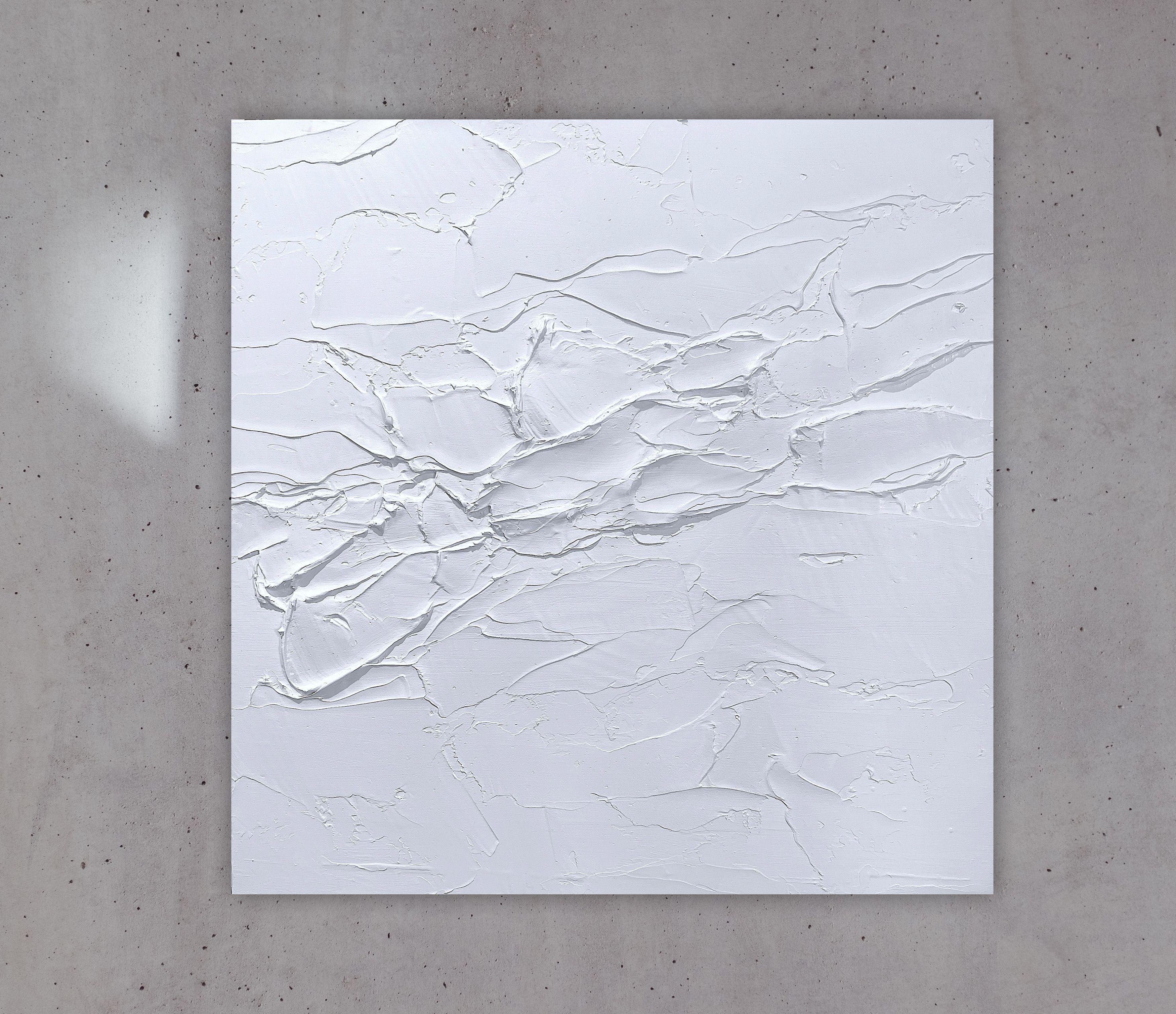 Gardenia - Exuberante textura blanca, fresca pintura abstracta.   El blanco no es ausencia de color, al contrario,  dijo una vez un famoso escritor, es la presencia de todos los colores. El blanco es precioso, el color blanco en las flores lleva la