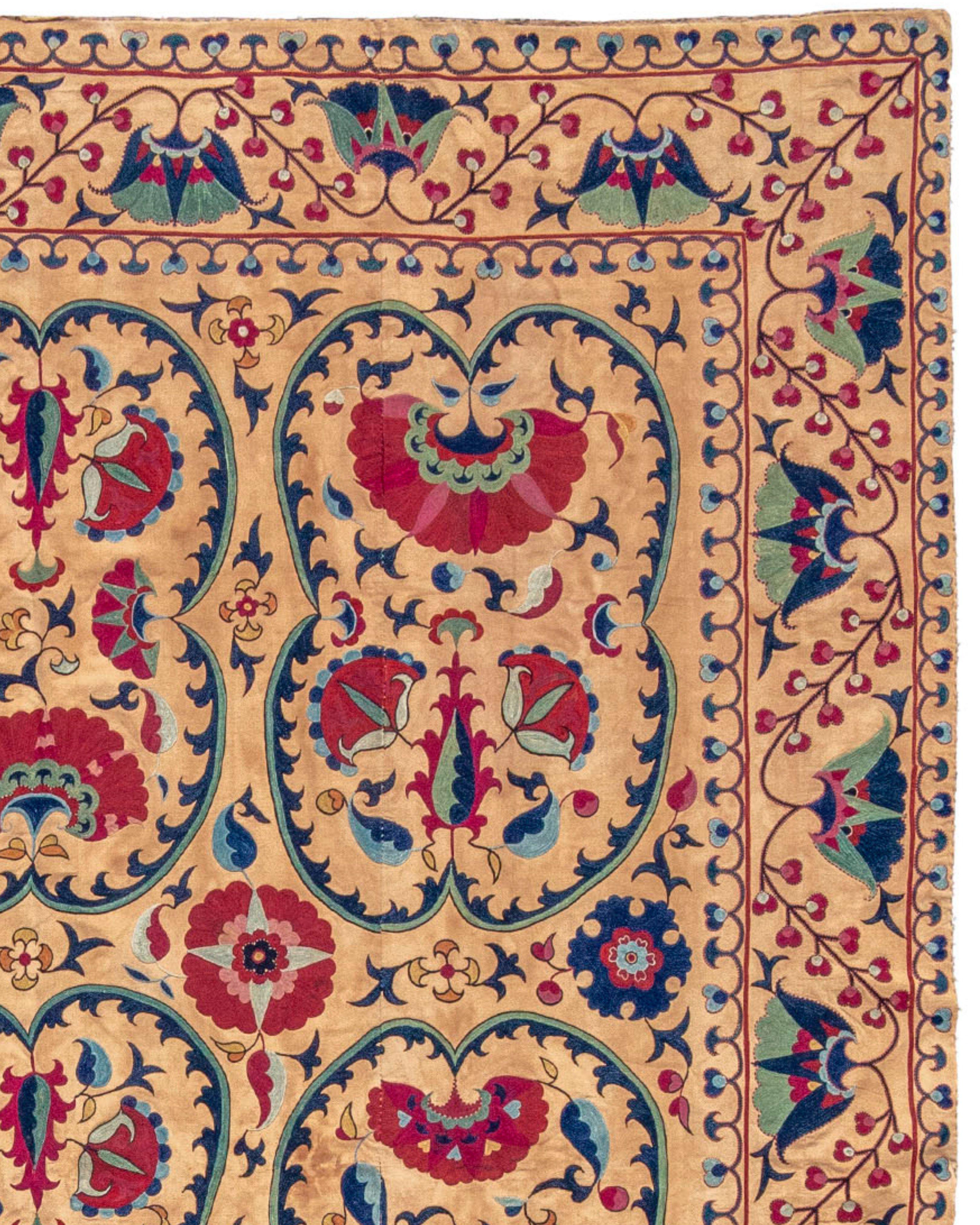 Ancienne couverture brodée Suzani, 19ème siècle Bon état - En vente à San Francisco, CA