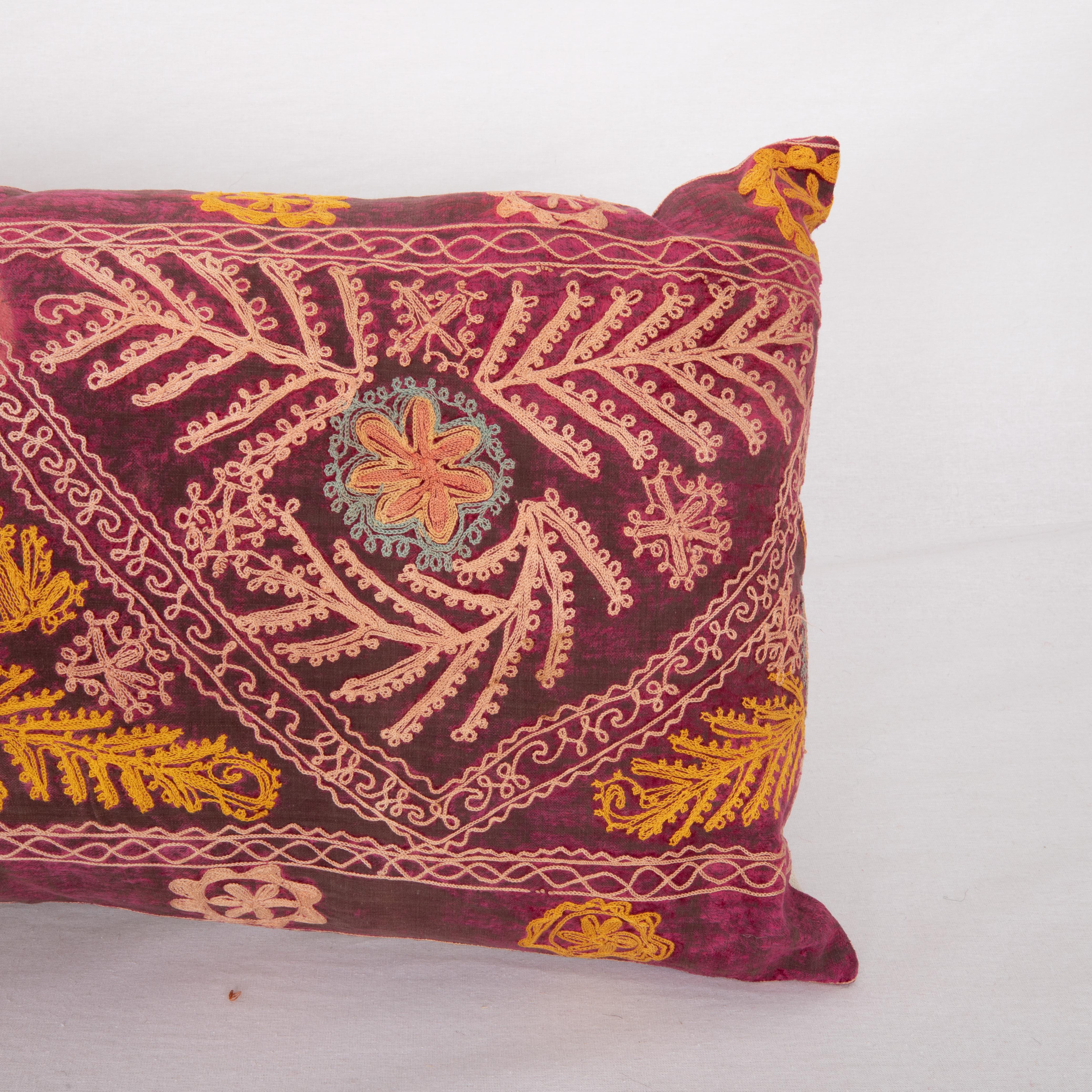 Suzani Pillow Case Made from a Vintage Velvet Ground Suzani, Mid-20th C In Fair Condition For Sale In Istanbul, TR